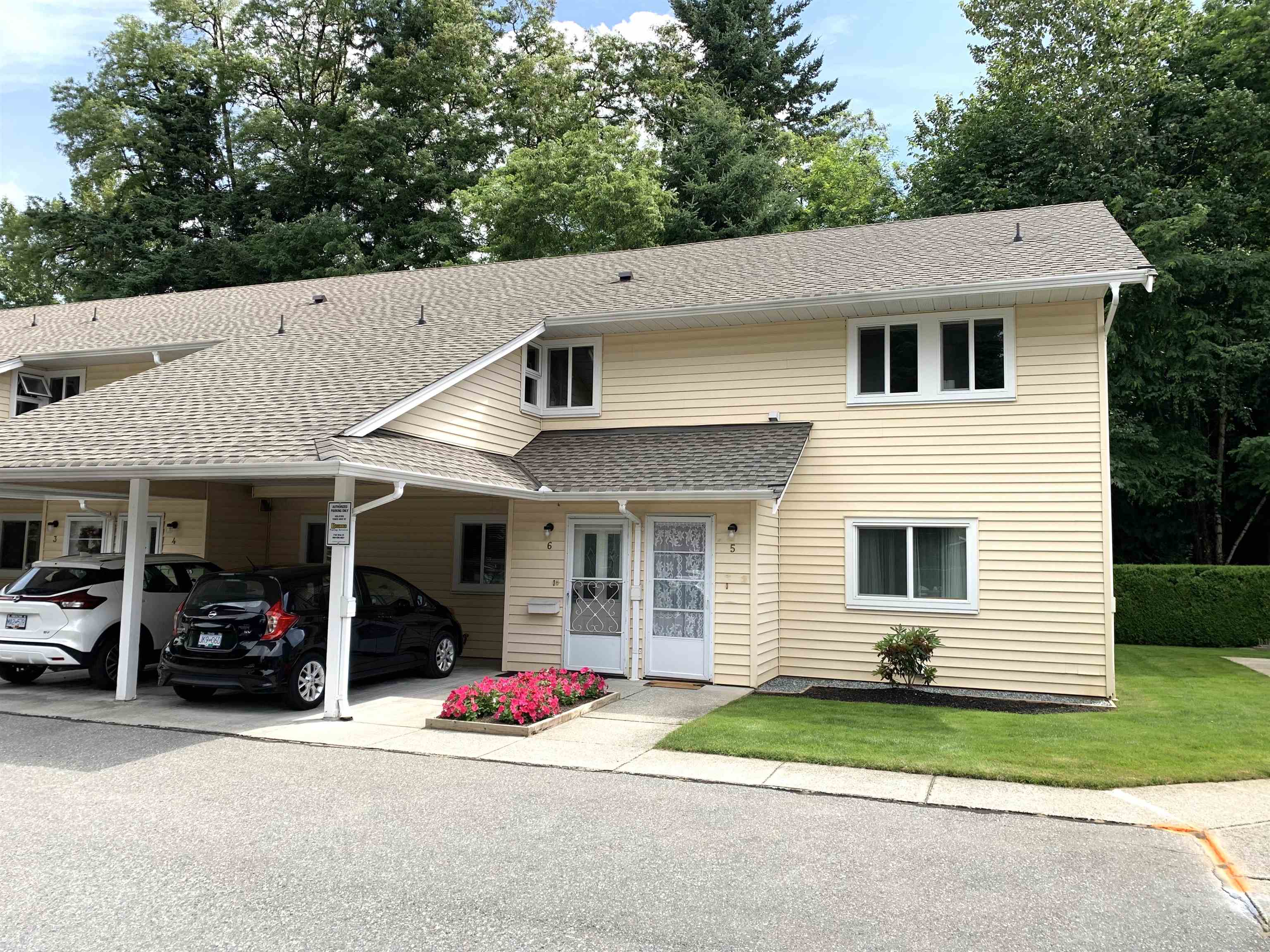 32286 7th Avenue #6, Mission, BC V2V 6K3