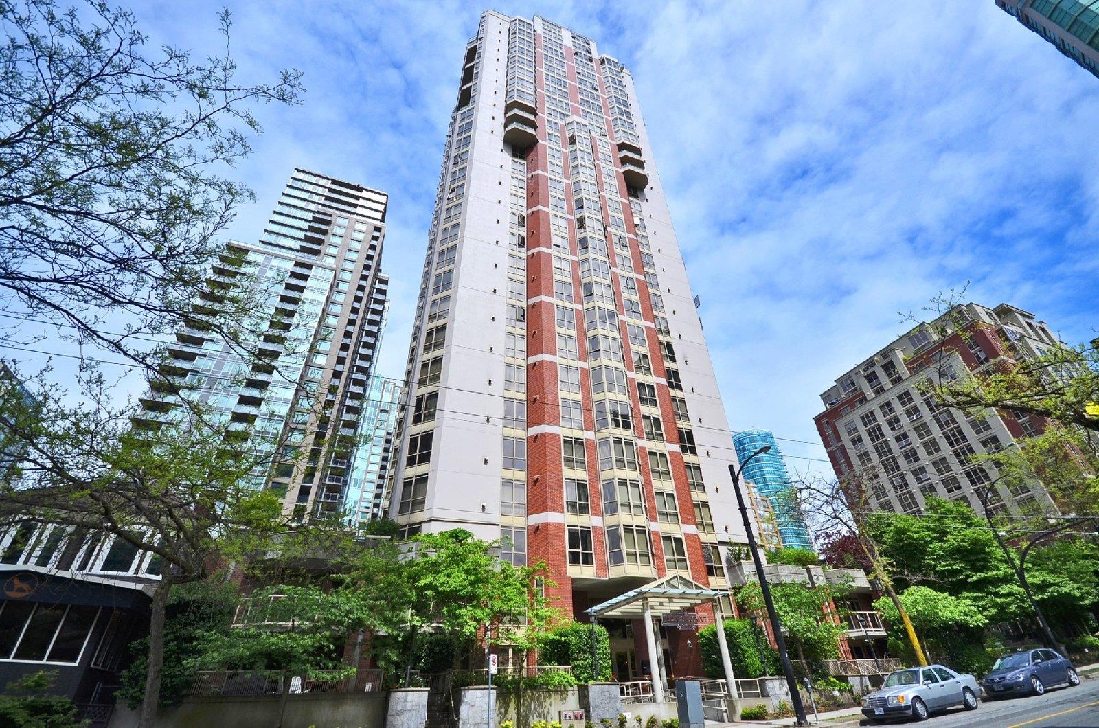 867 Hamilton Street #1903, Vancouver, BC V6B 6B7