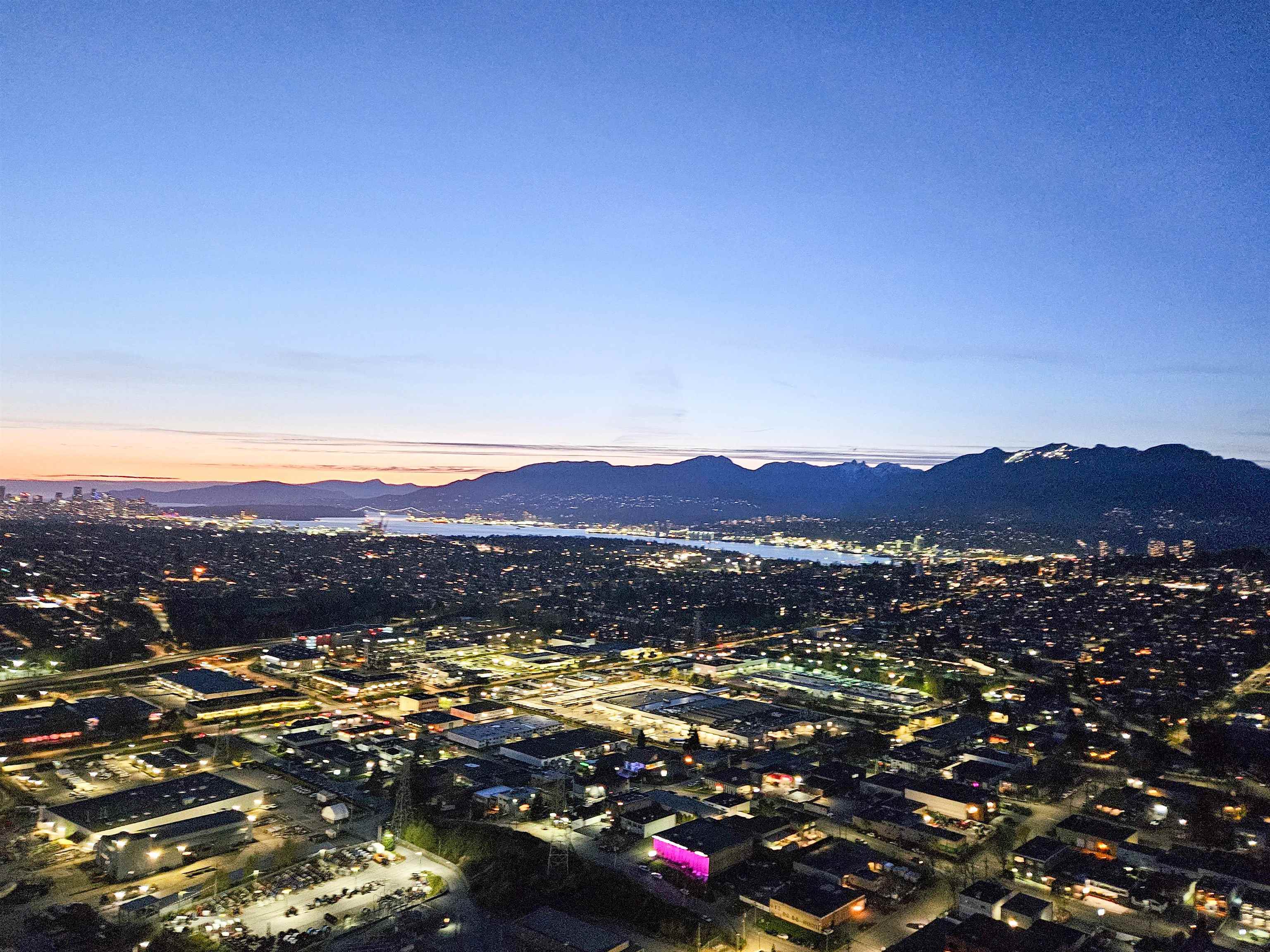 2108 Gilmore Ave #5610, Burnaby, BC V5C 0N8