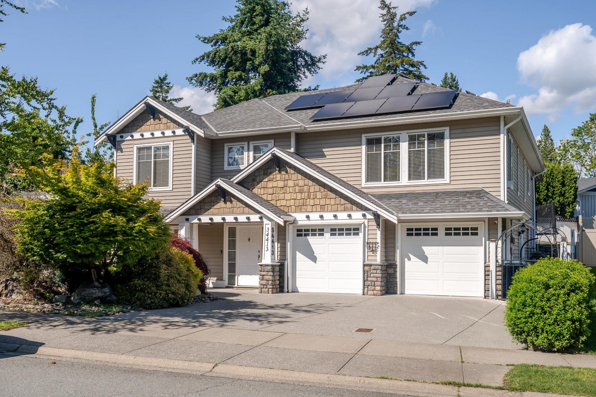 34413 Stoneleigh Avenue, Abbotsford, BC V2S 8N4