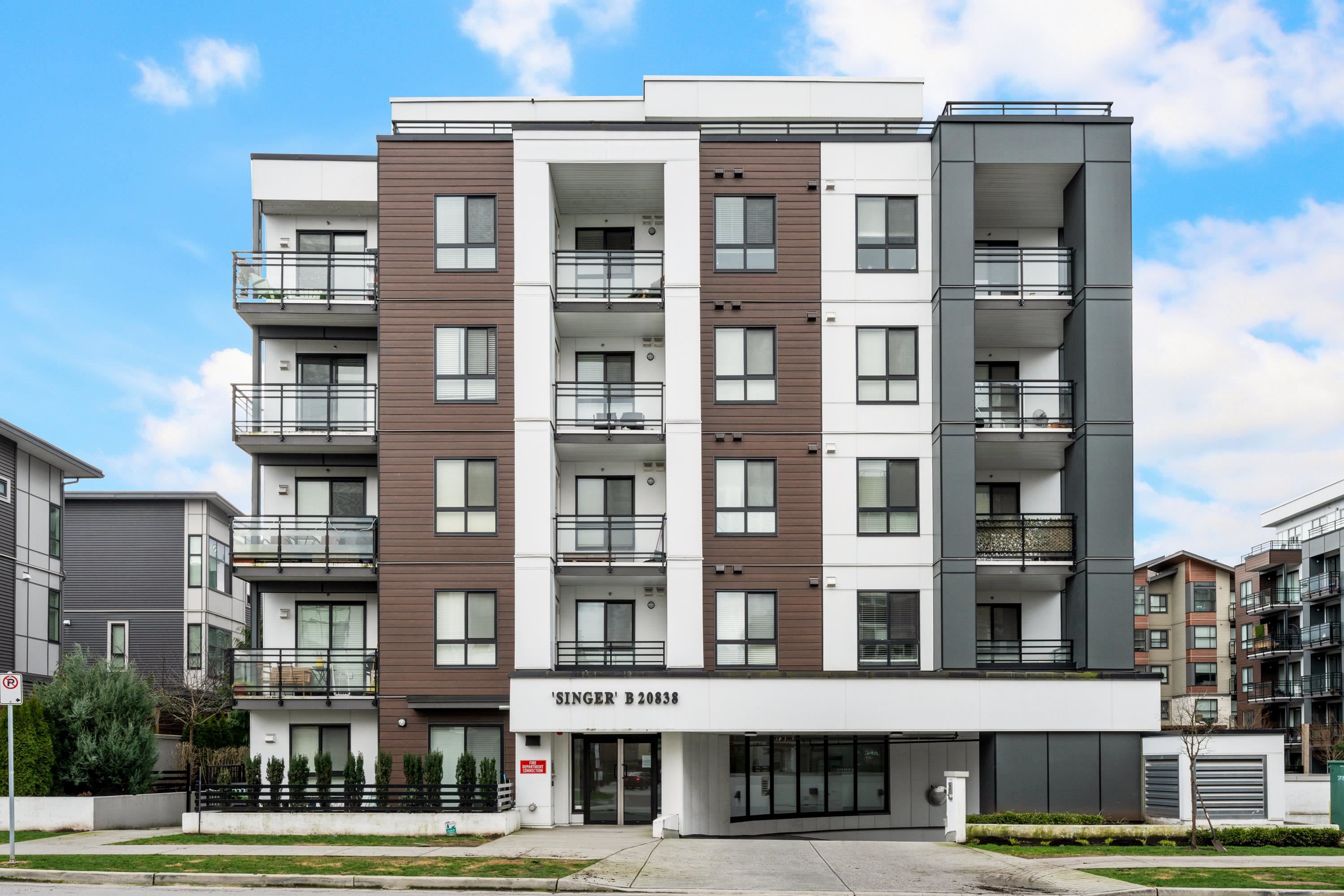 20838 78b Avenue #b308, Langley, BC V2Y 3M2