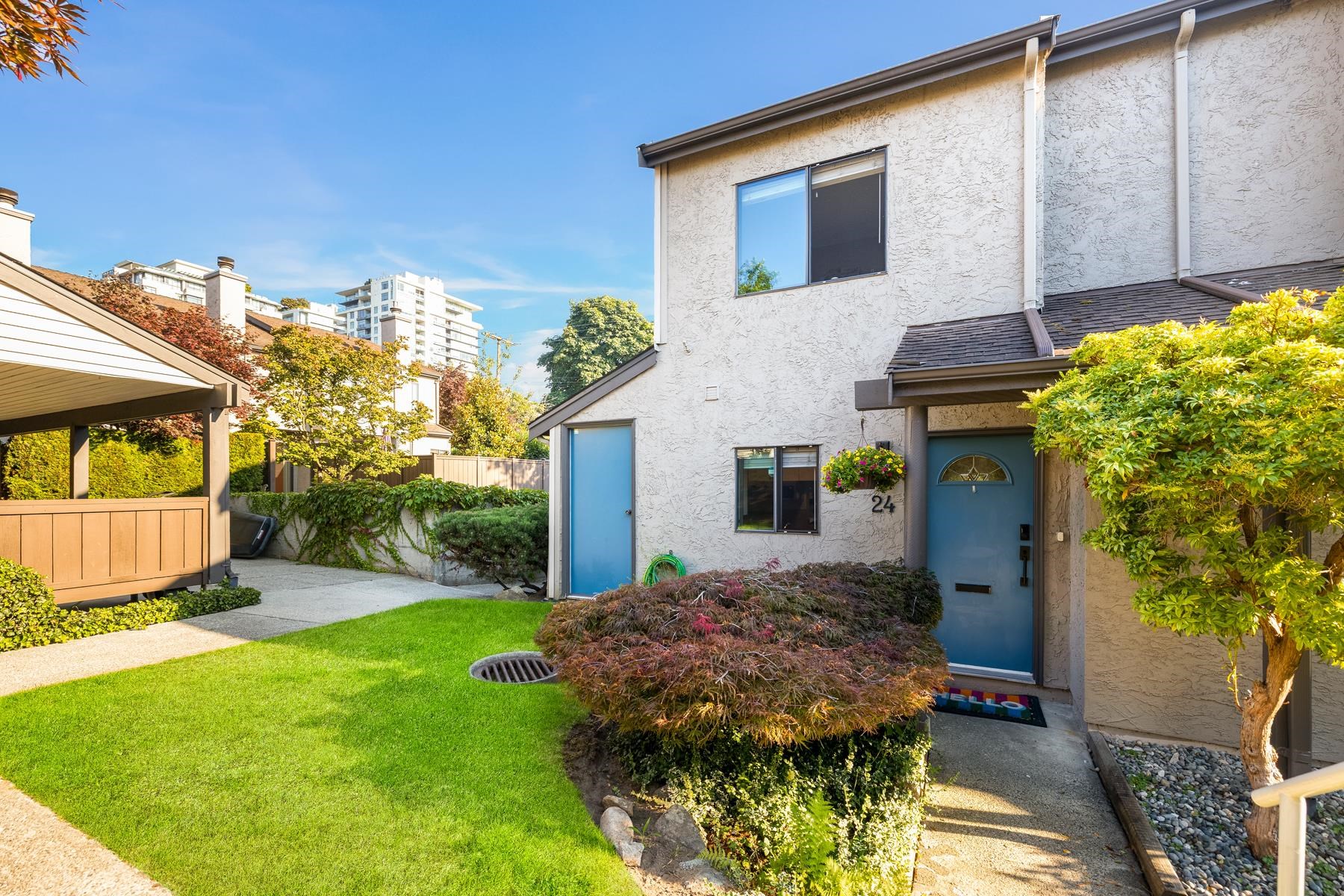230 W 14th Street, North Vancouver, BC V7M 1P3