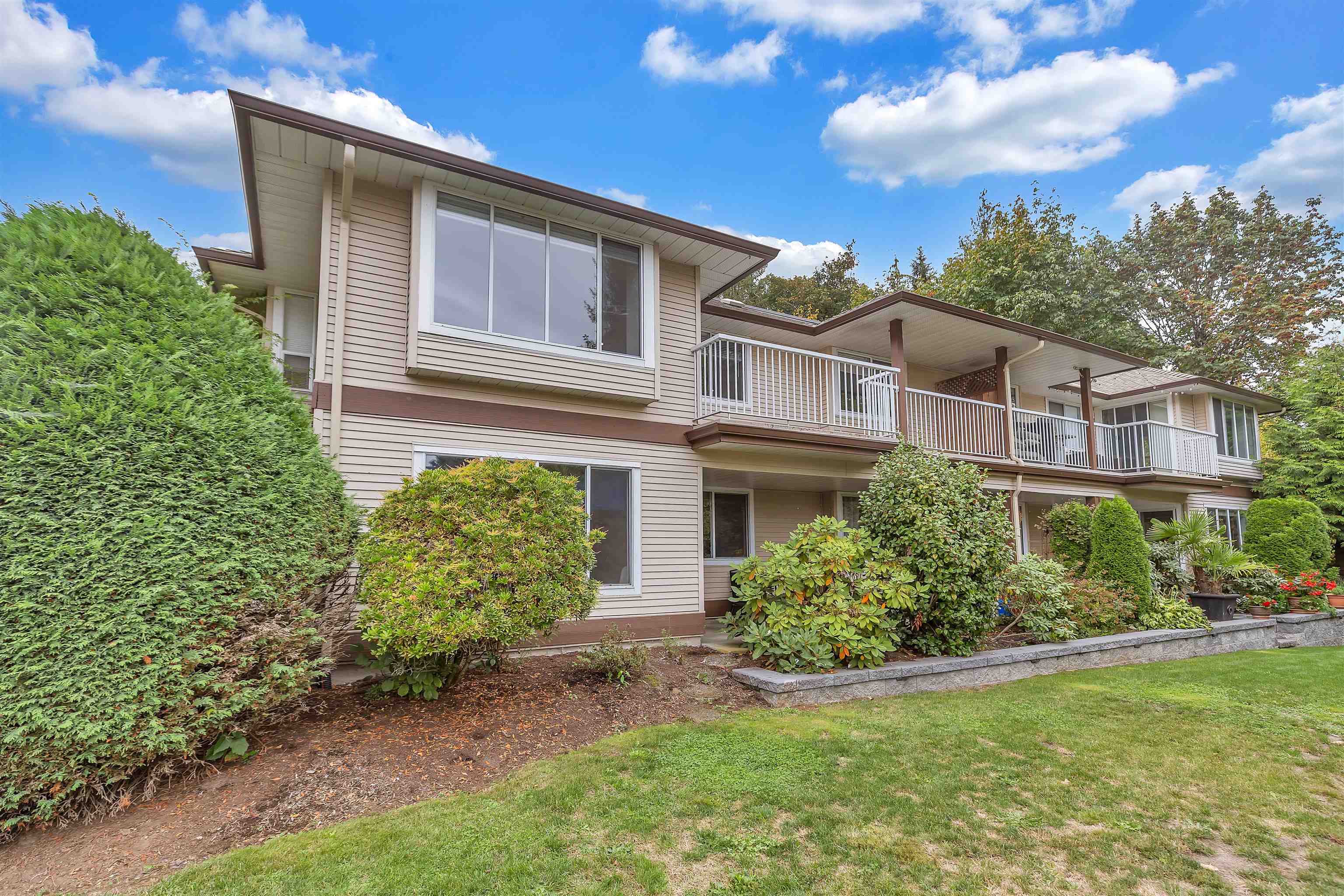 1750 Mckenzie Road #404, Abbotsford, BC V2S 3Z3
