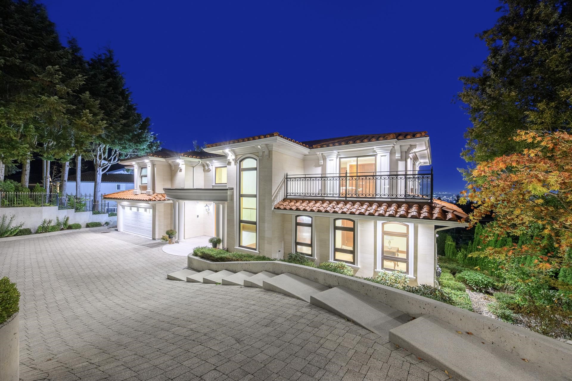 618 Hawstead Place, West Vancouver, BC V7S 1T9