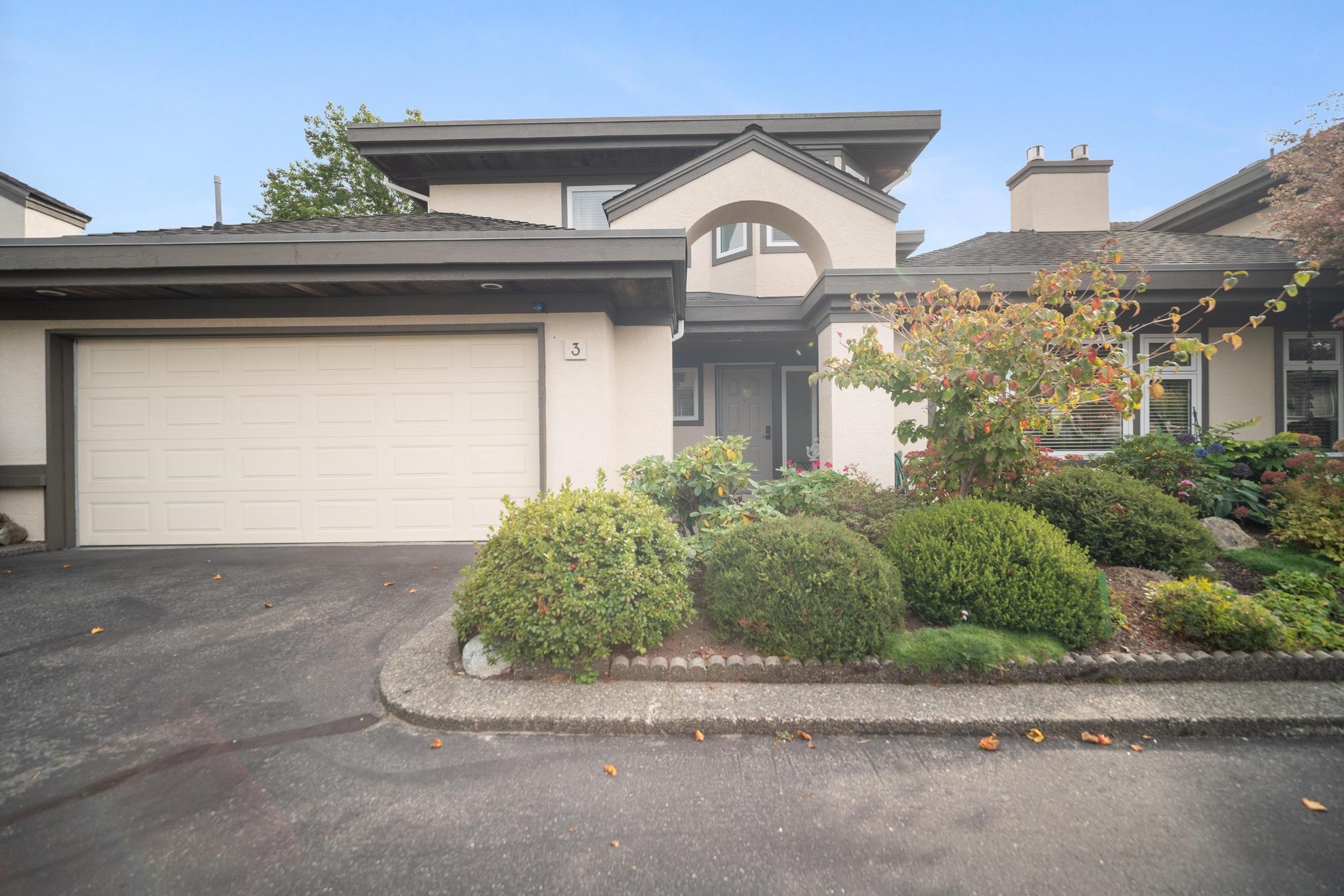12969 17 Avenue #3, Surrey, BC V4A 8T3