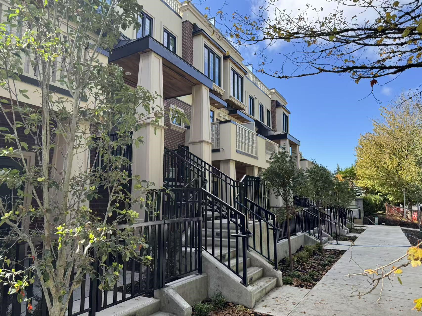 918 West 32nd Avenue #103, Vancouver, BC V5Z 2K2