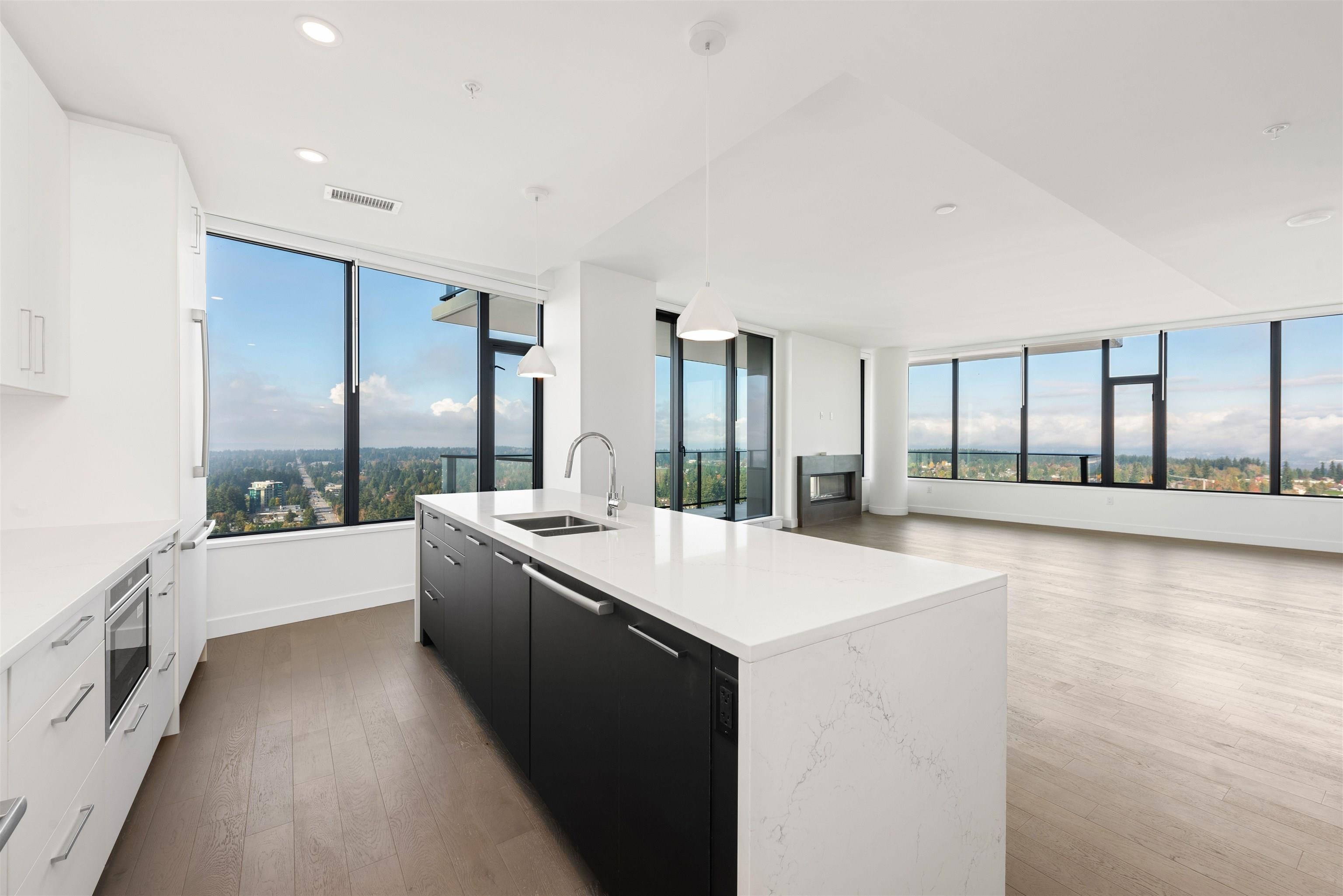 1588 Johnston Rd #2503, White Rock, BC V4B 0C5