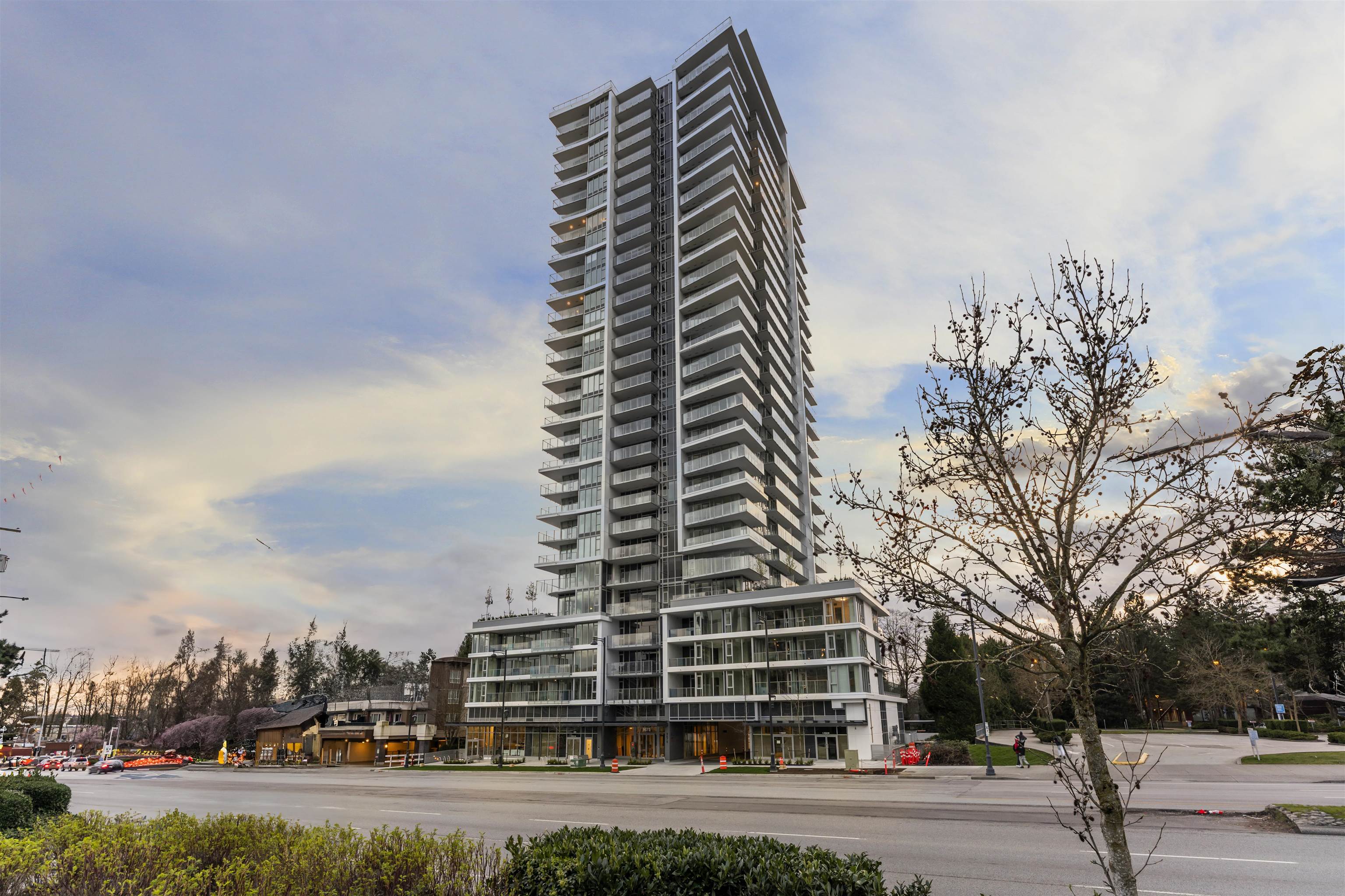 9675 King George Boulevard #2101, Surrey, BC V3T 2V3