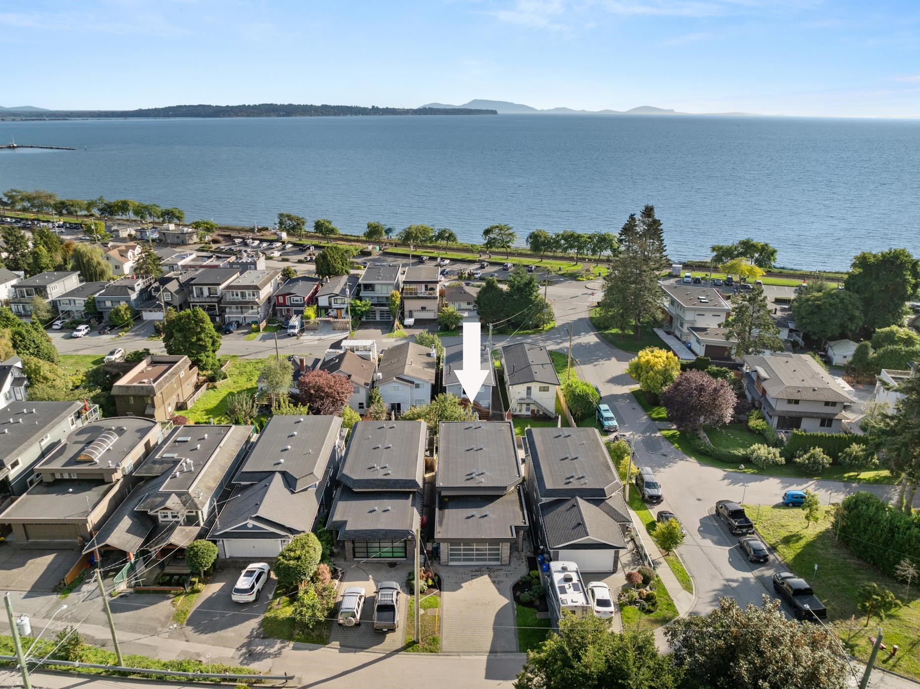 14712 Mcdonald Avenue, White Rock, BC V4B 2C8