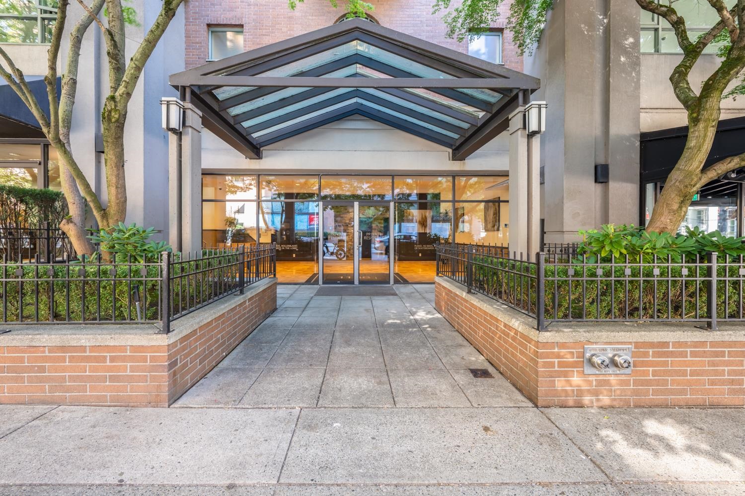 1188 Howe Street #1504, Vancouver, BC V6Z 2S8