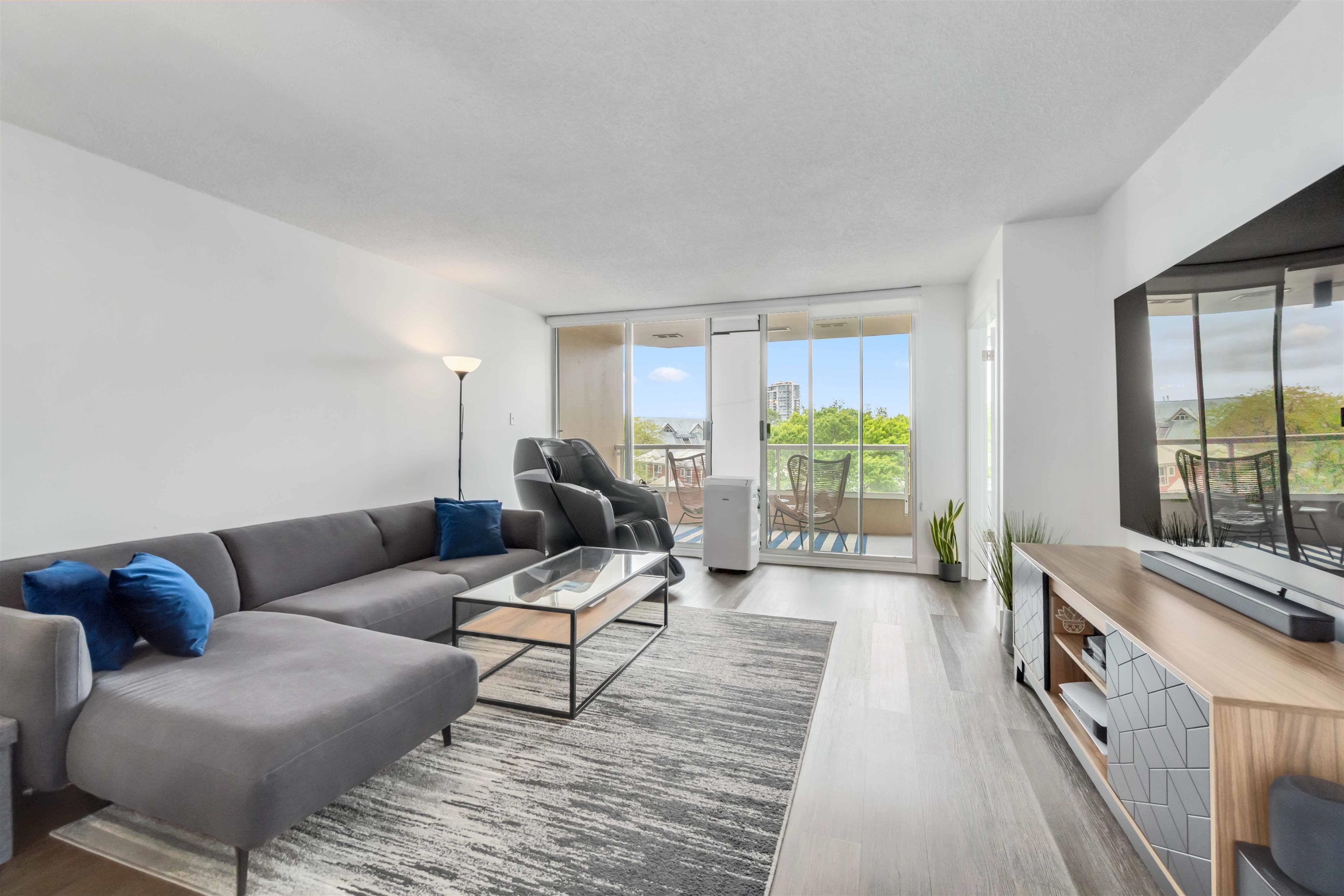 1045 Quayside Drive #405, New Westminster, BC V3M 6C9