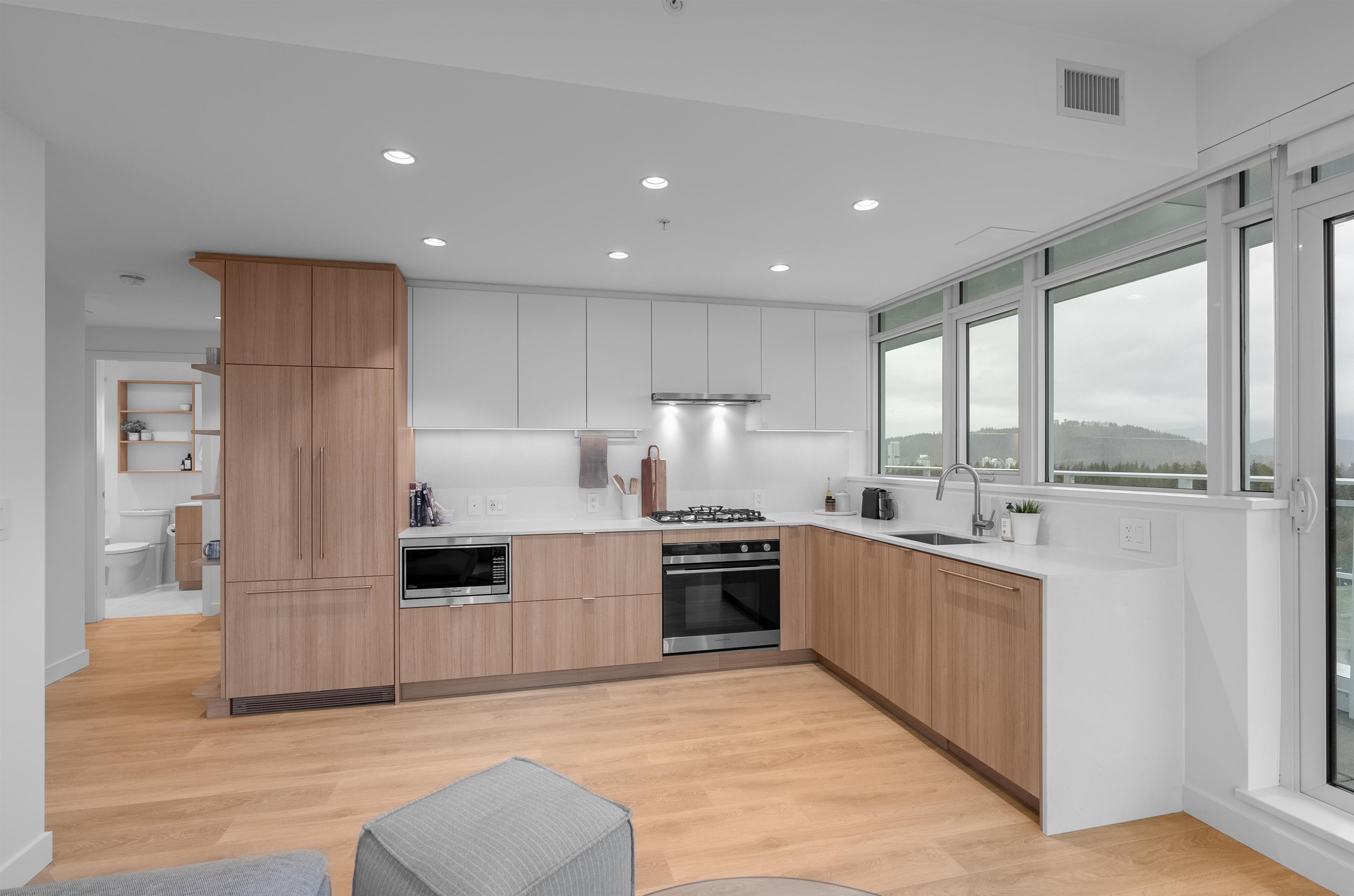 505 Nelson St #2307, Coquitlam, BC V3J 0R5