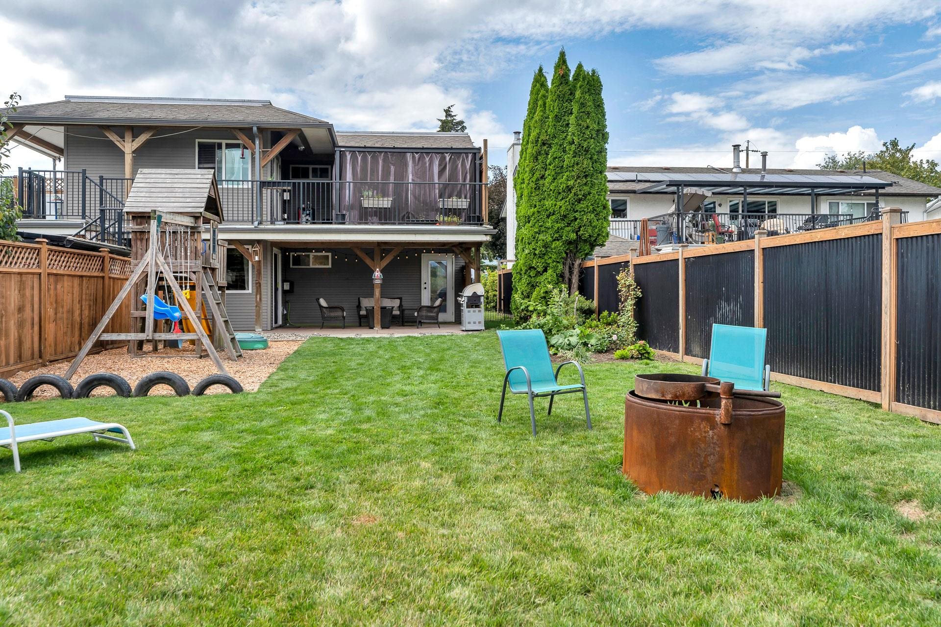 9374 James Street #1, Chilliwack, BC V2P 6G9