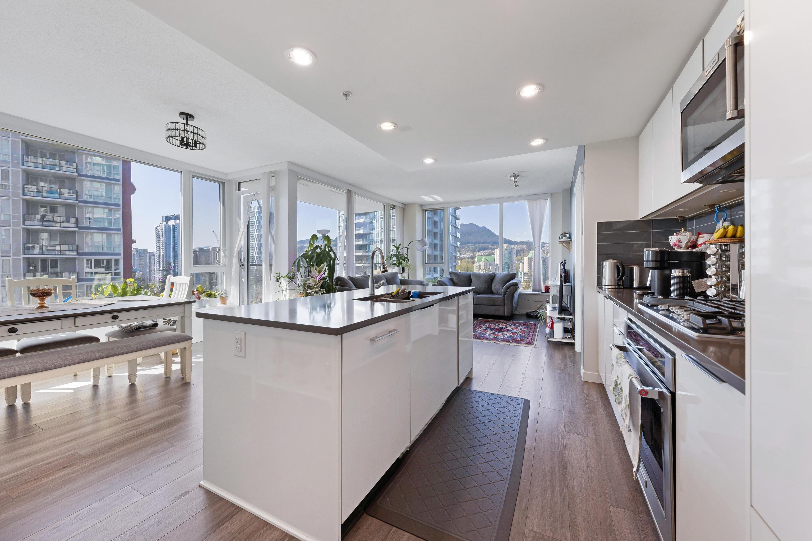 3100 Windsor Gate #1705, Coquitlam, BC V3B 0P3