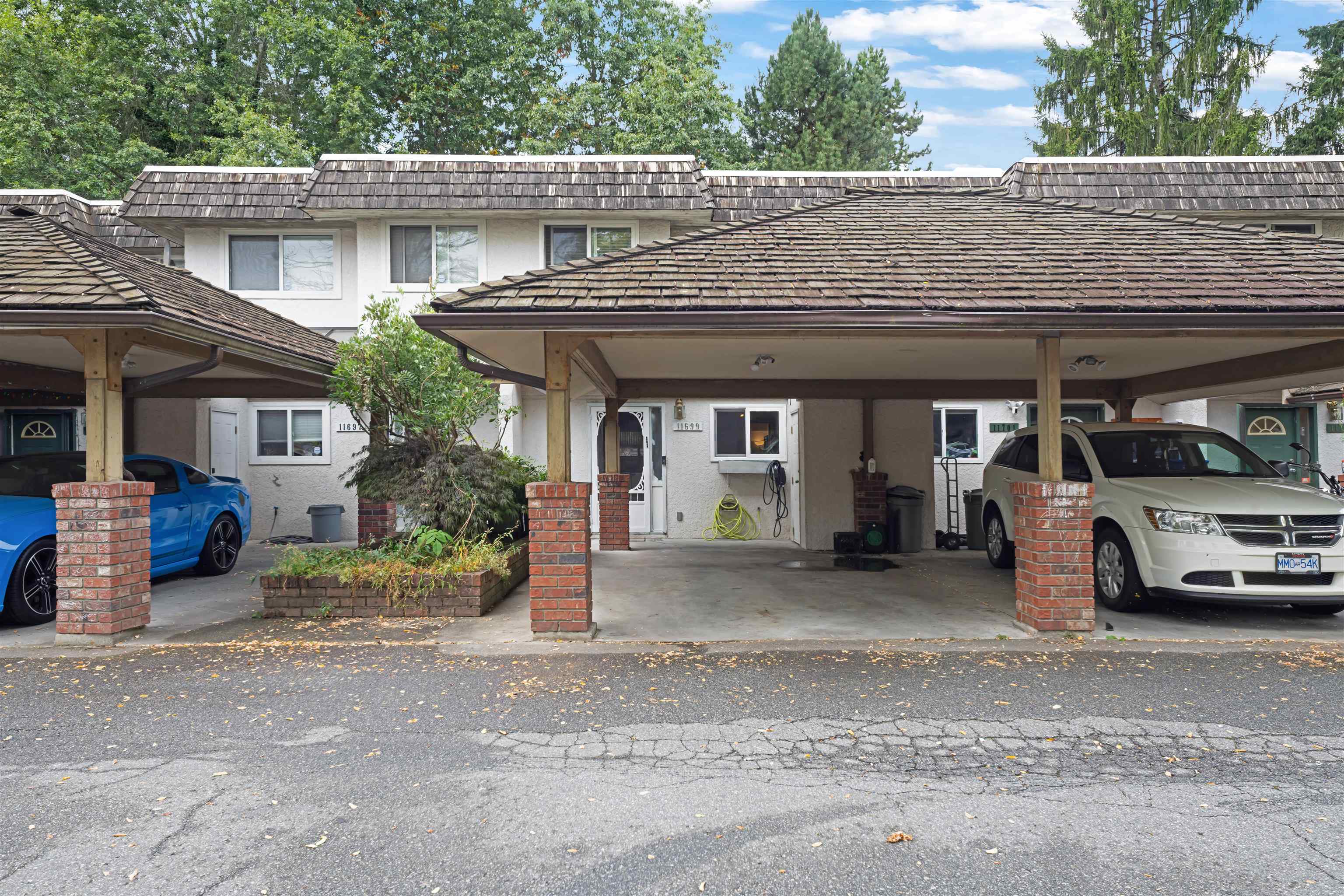 11699 Fulton Street, Maple Ridge, BC V2X 6L3