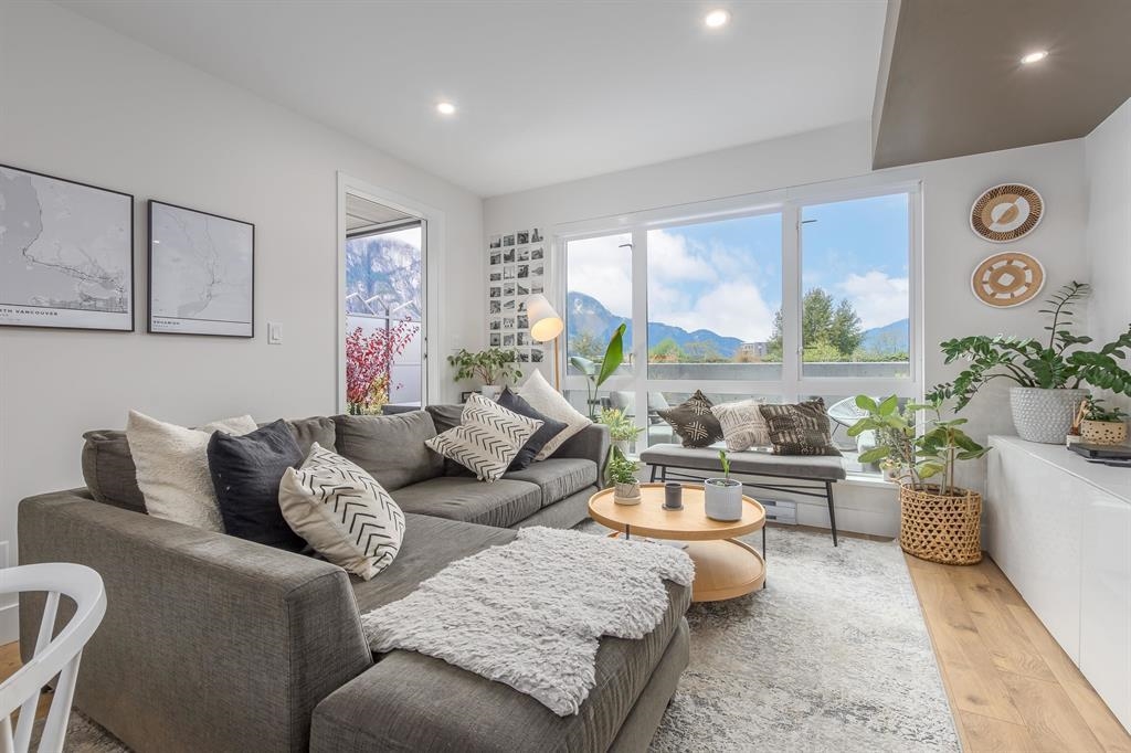 38362 Buckley Avenue #421, Squamish, BC V8B 0J8