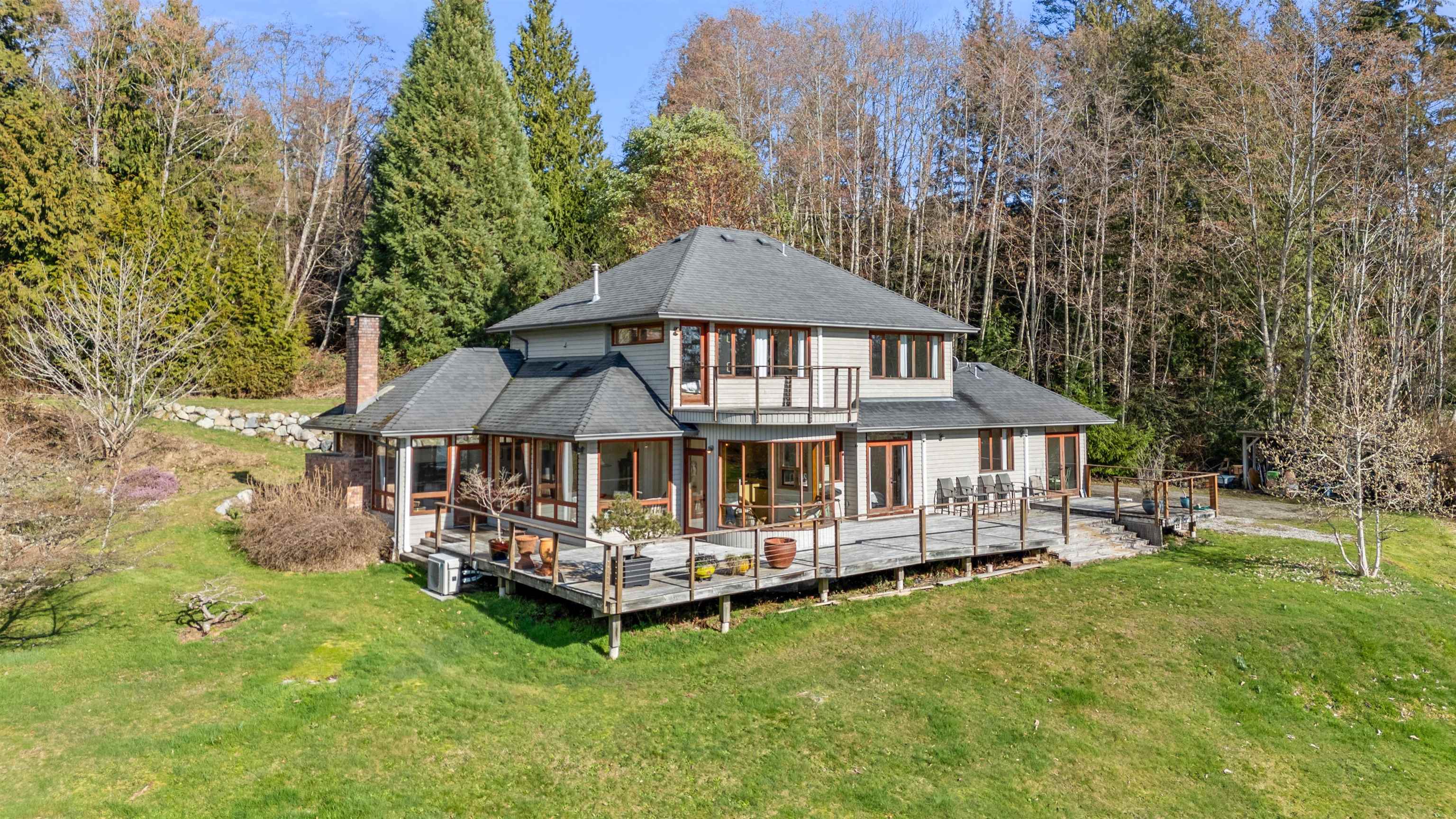 1911 1911 Grandview Road, Gibsons, BC V0N 1V5
