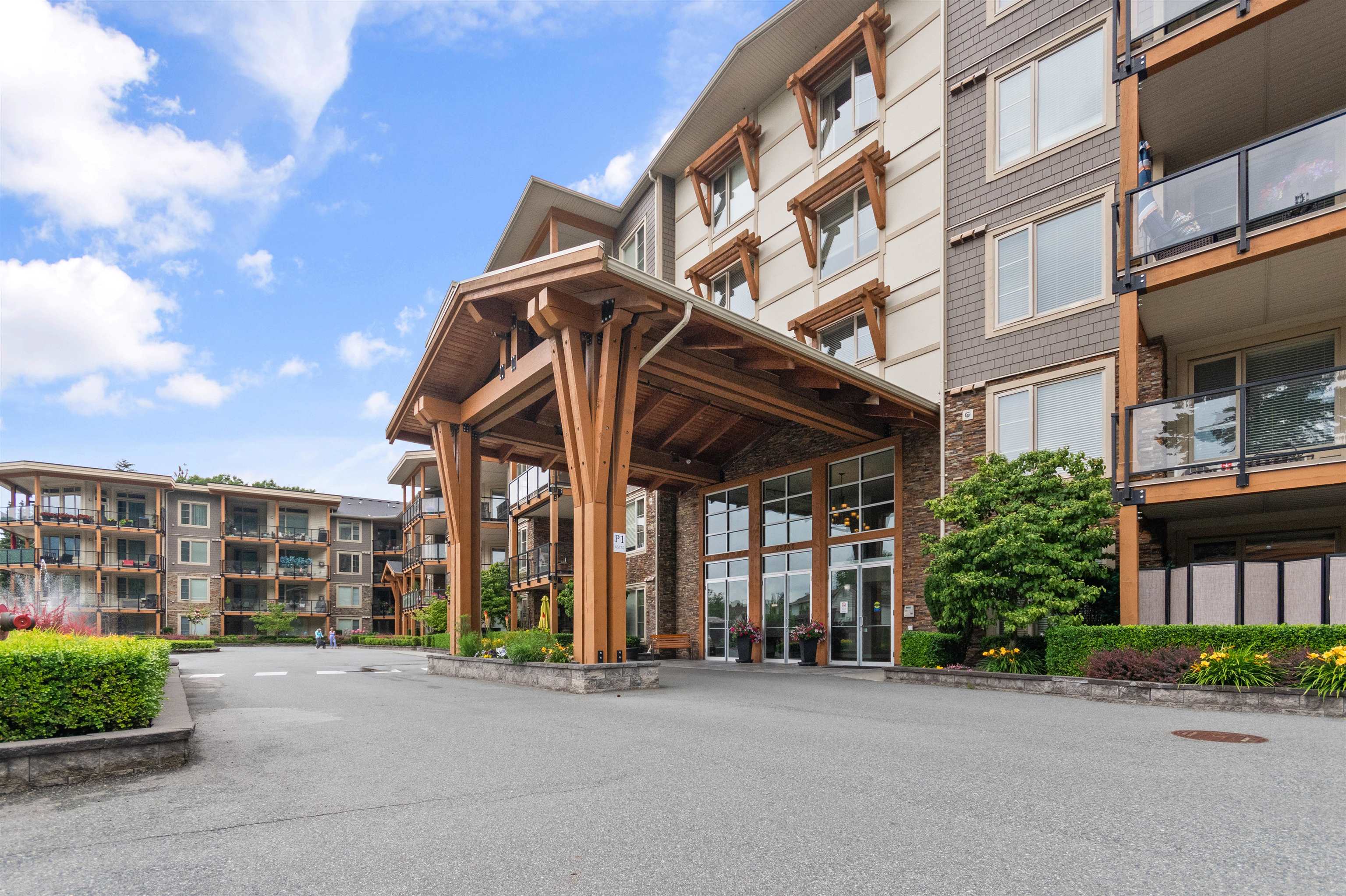 45750 Keith Wilson Road #301, Chilliwack, BC V2R 0X3