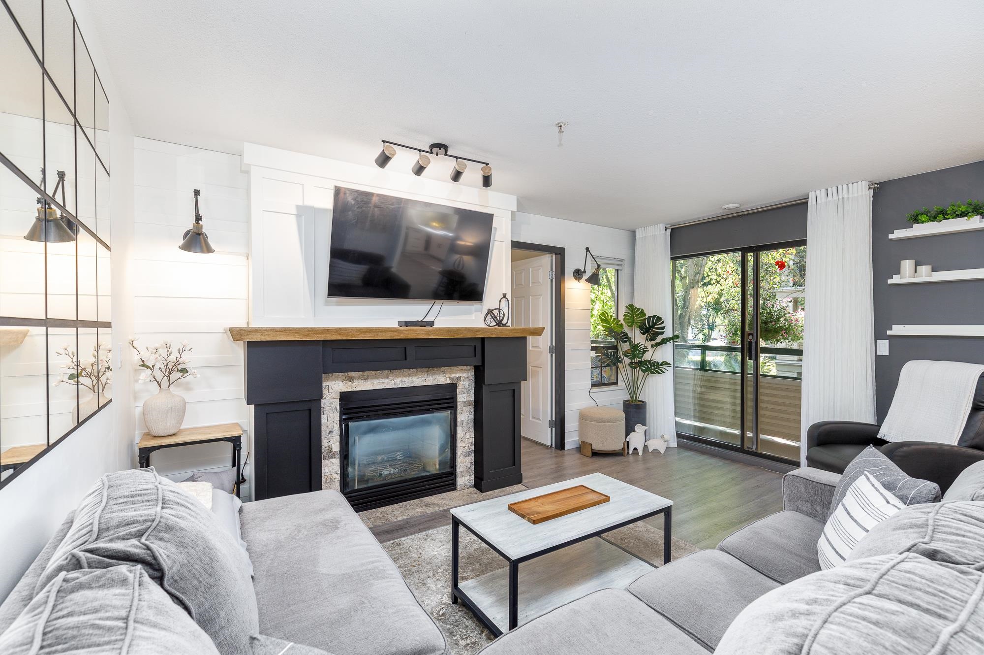 22025 48 Avenue #217, Langley, BC V3A 8L2
