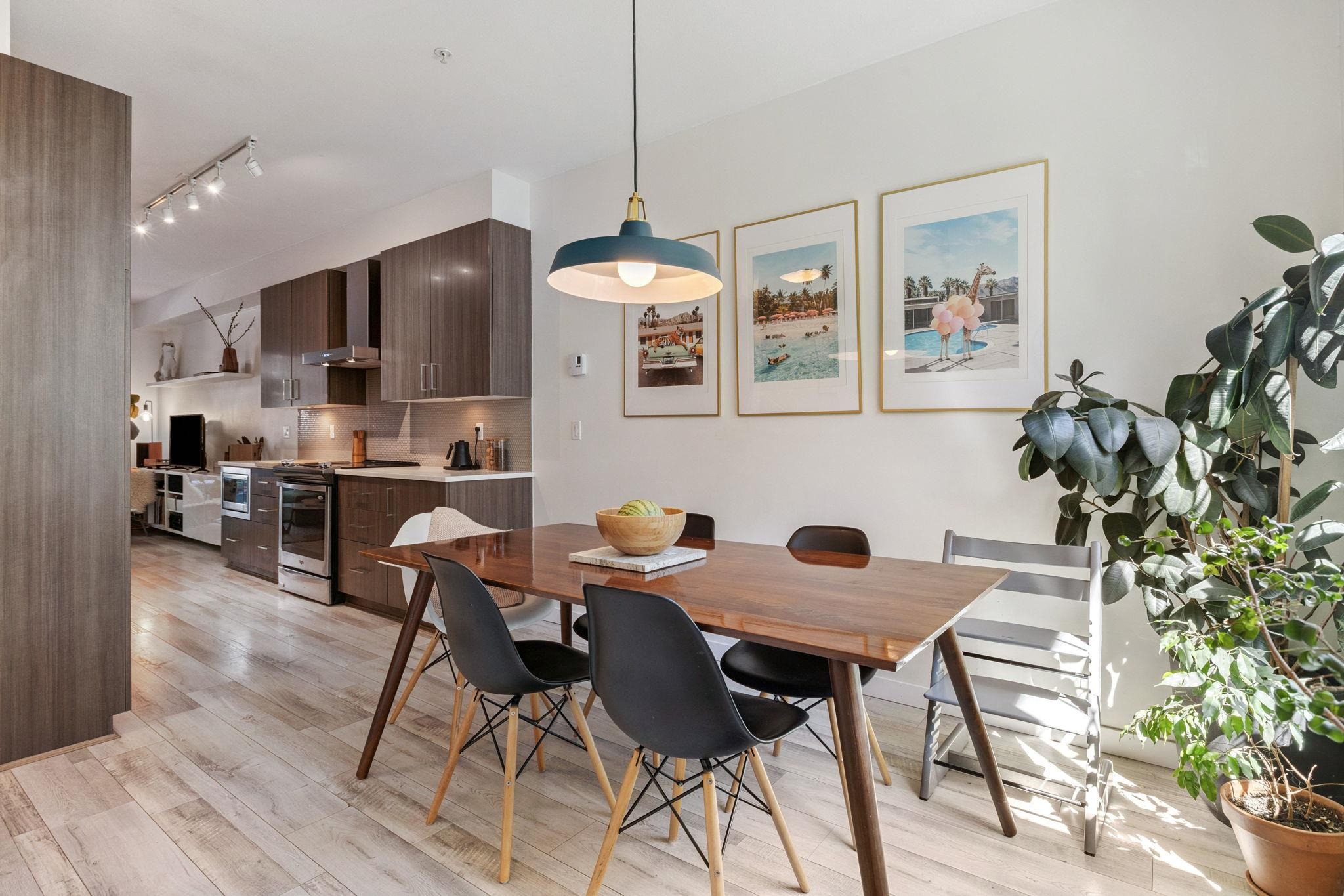 433 Seymour River Place #8, North Vancouver, BC V7H 0B8