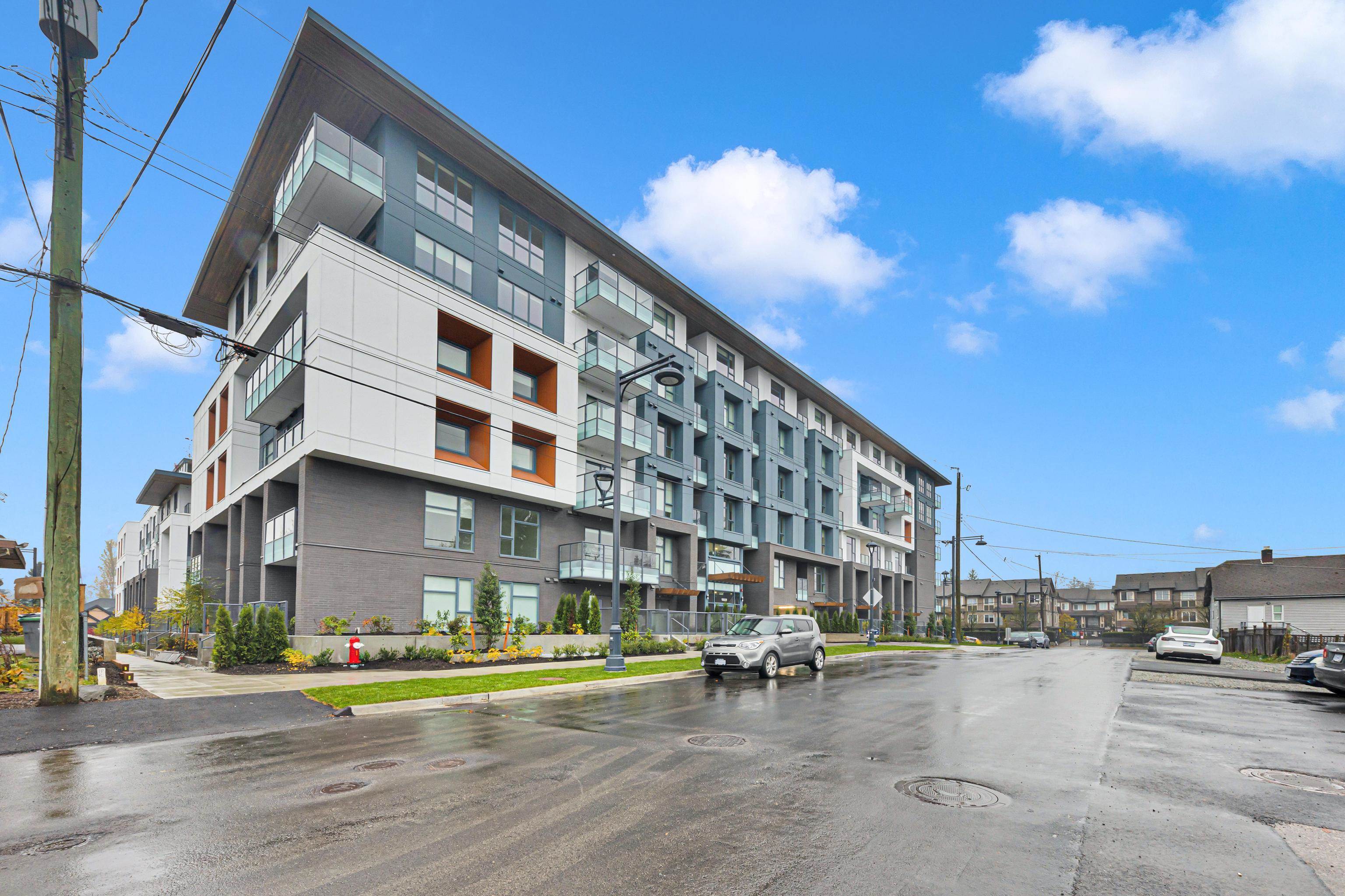10829 140 Street, Surrey, BC V3R 0H4
