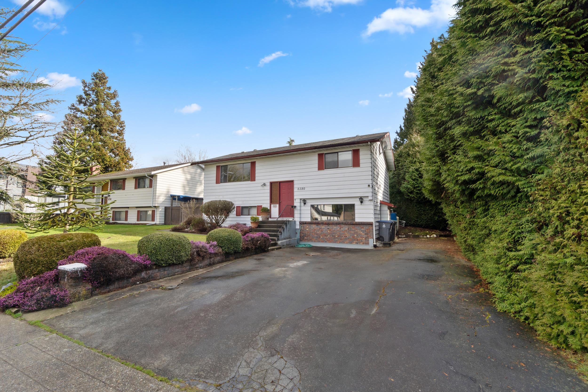 181a Street, Surrey, BC V3S 4M2