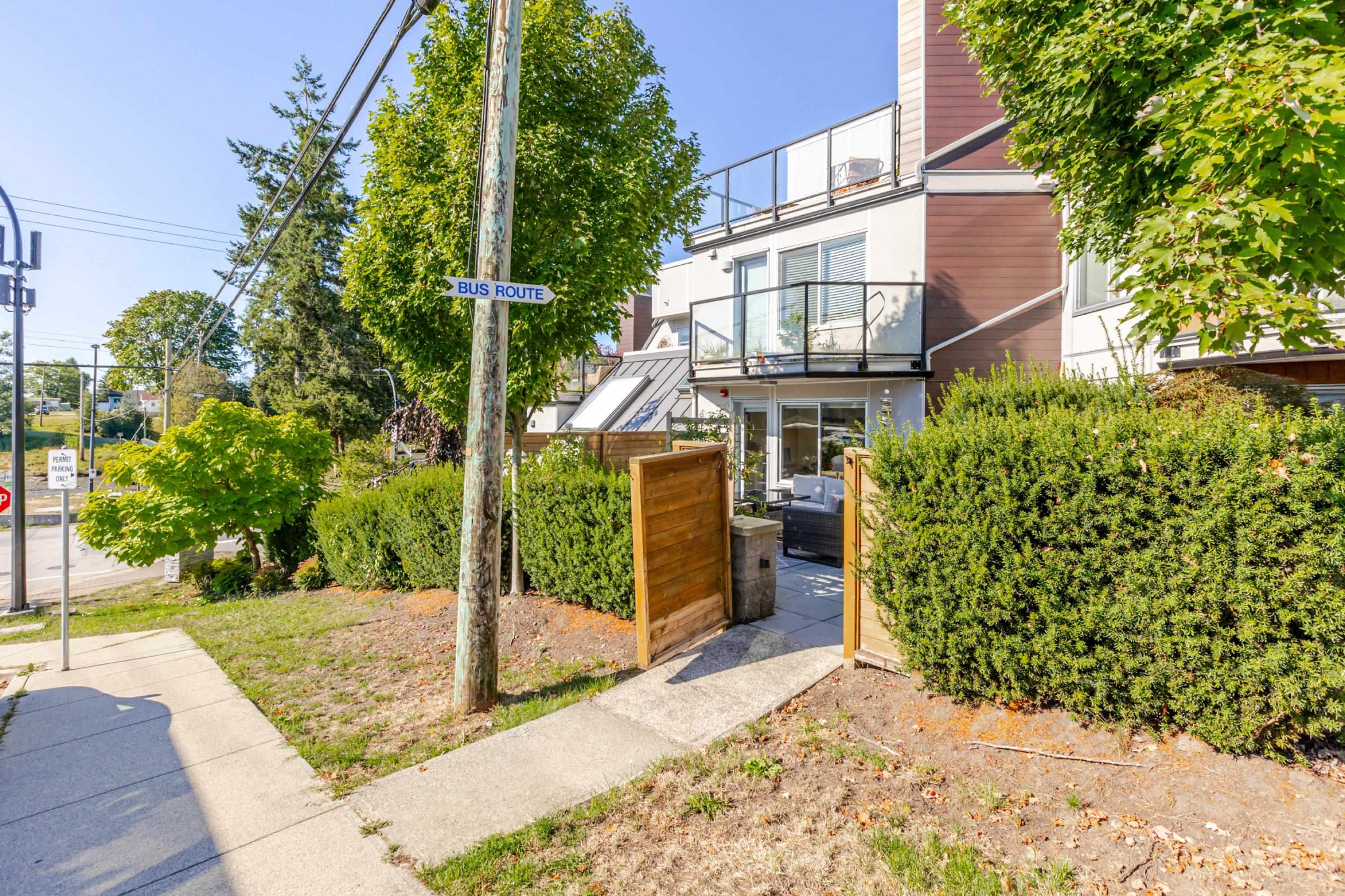 15989 Marine Drive #3, White Rock, BC V4B 1G1