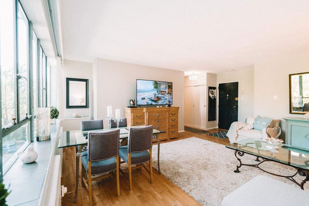 1445 Marpole Avenue #310, Vancouver, BC V6H 1S5