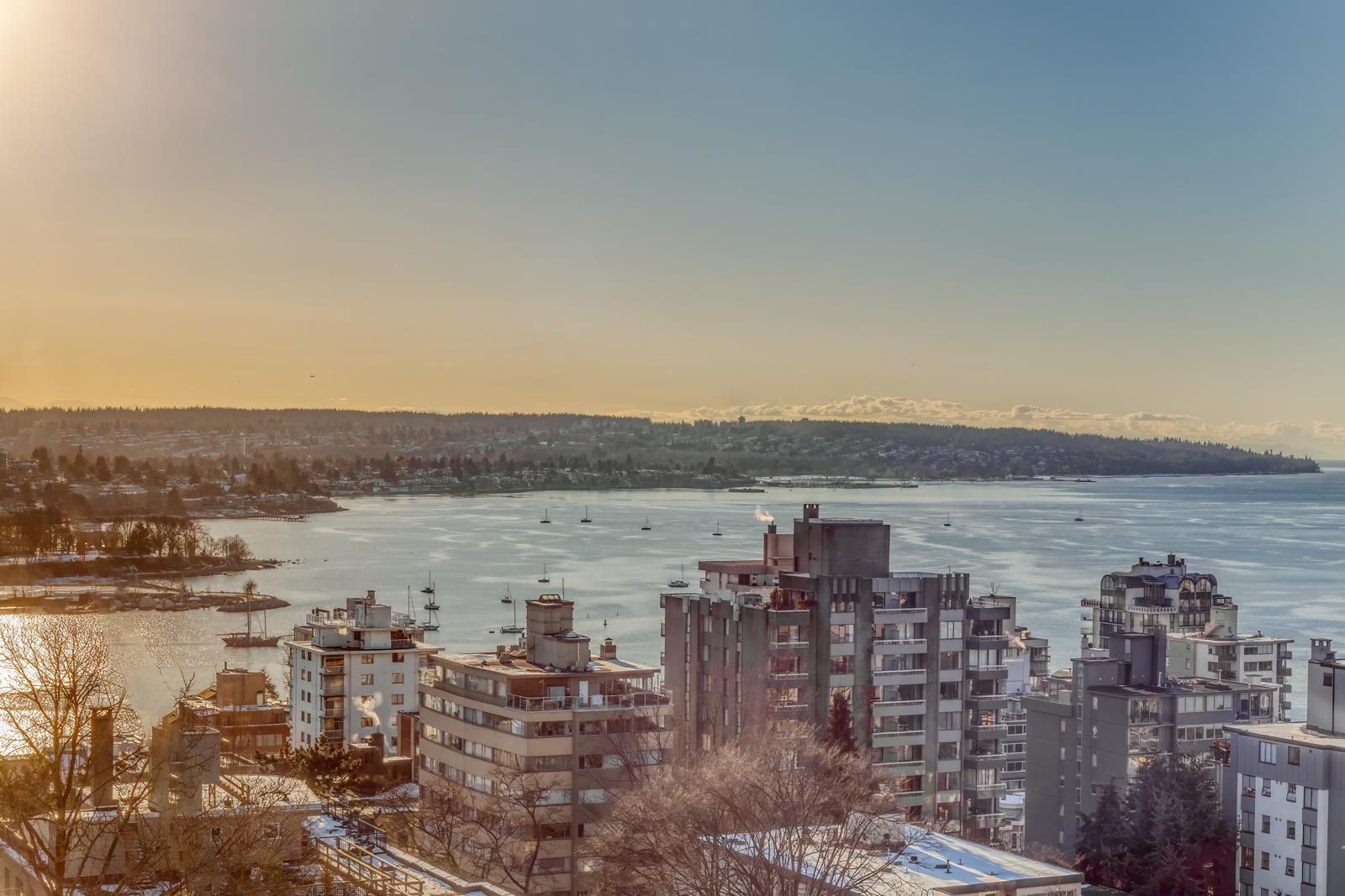 1365 Davie Street #1401, Vancouver, BC V6E 1N5