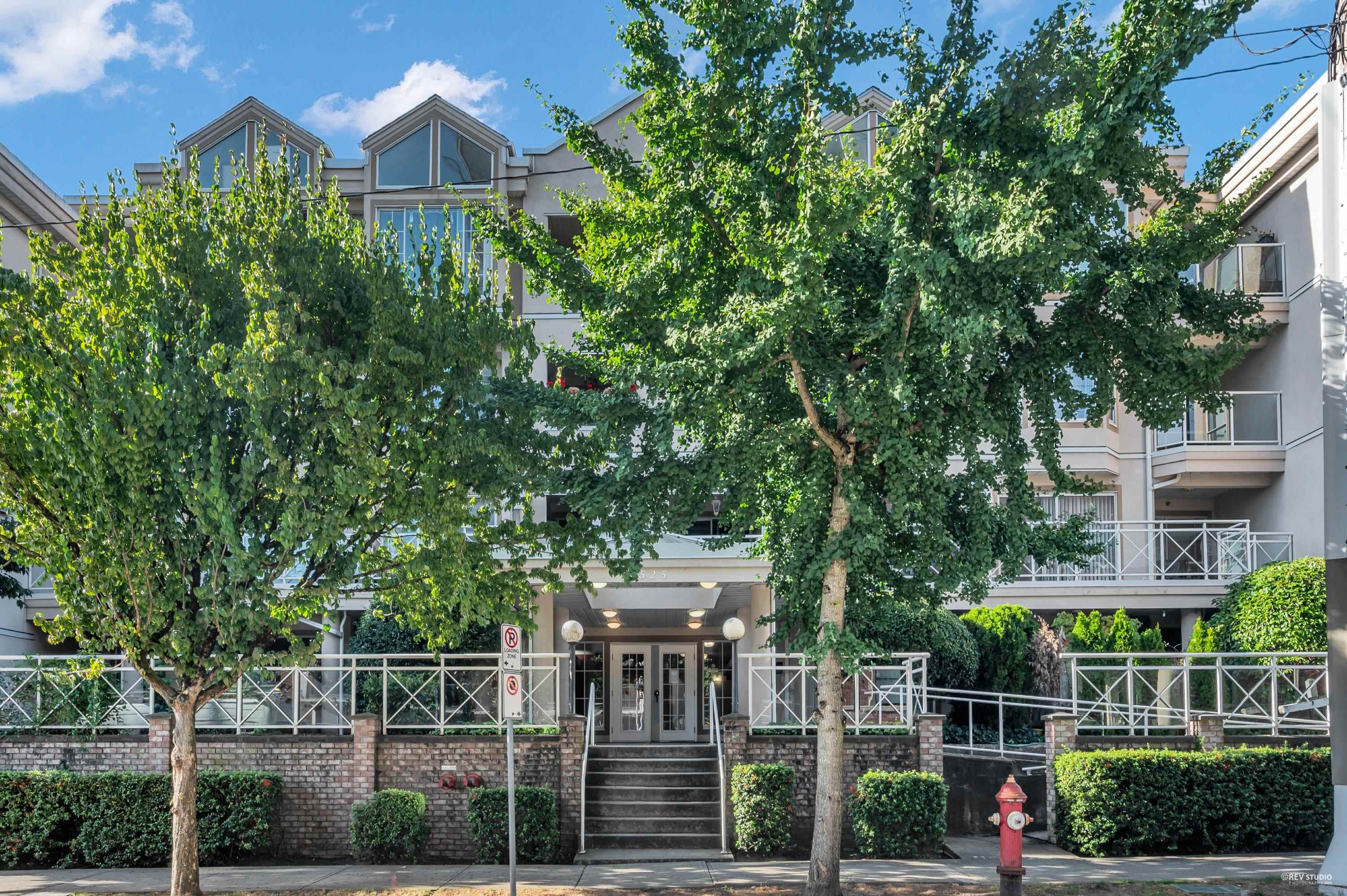 525 Agnes Street #411, New Westminster, BC V3L 1G2