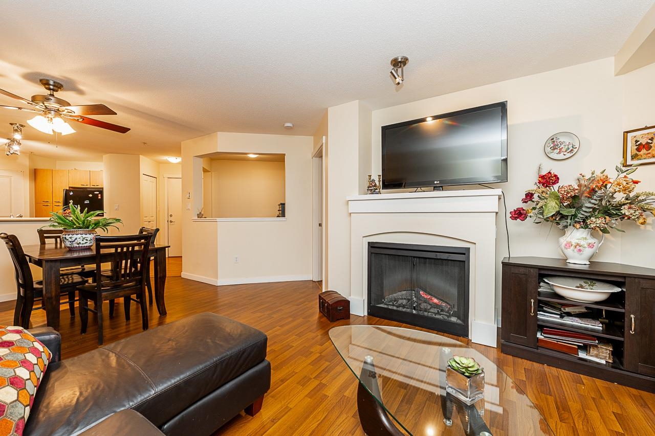 2958 Silver Springs Boulevard #206, Coquitlam, BC V3E 3R9