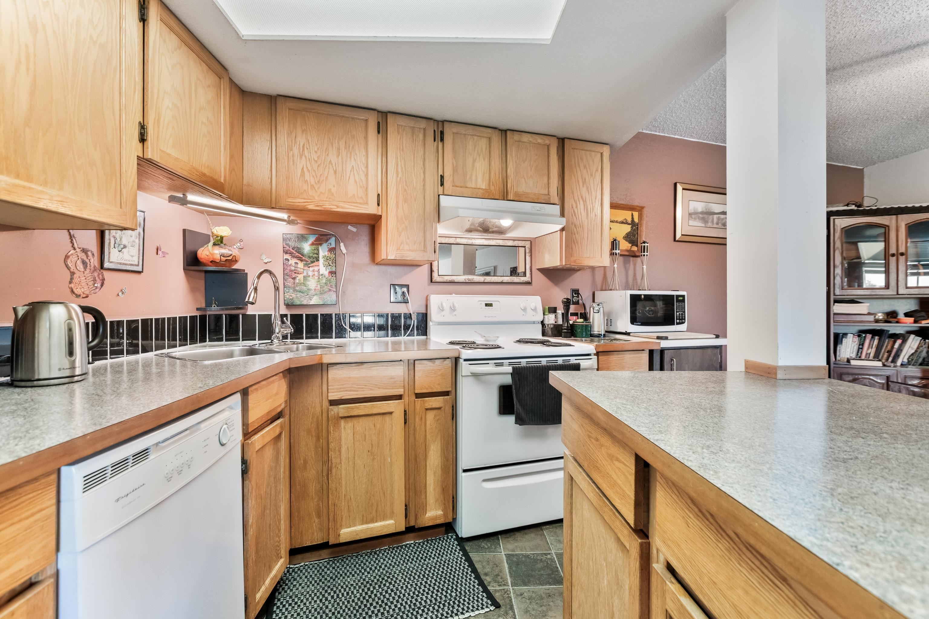 11900 228 Street #37, Maple Ridge, BC V2X 6L9