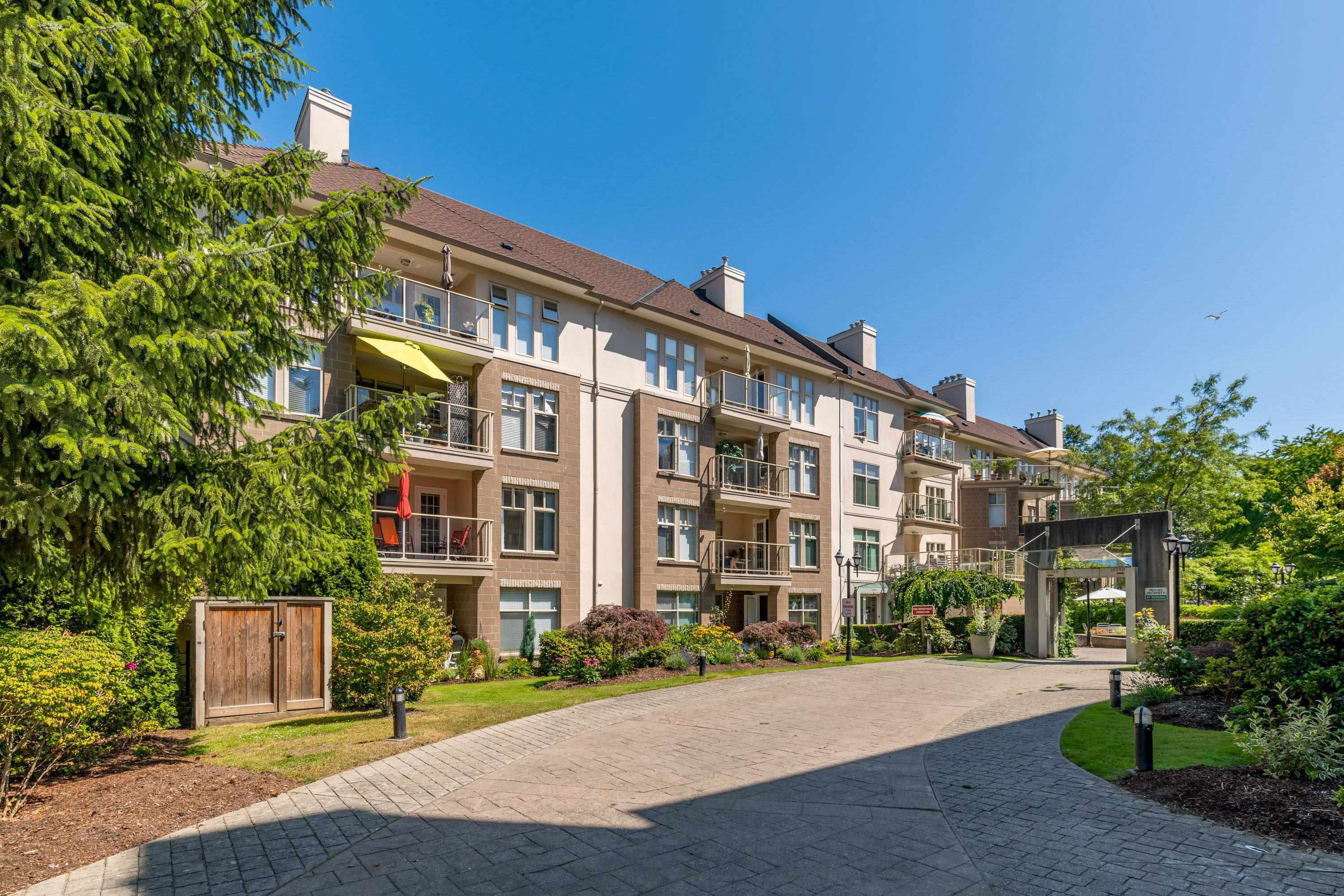 15350 19a Avenue #209, Surrey, BC V4A 9W1