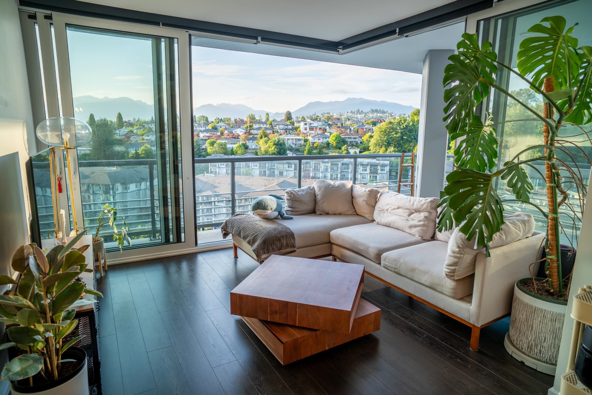 4730 Lougheed Hwy #1108, Burnaby, BC V5C 0M9