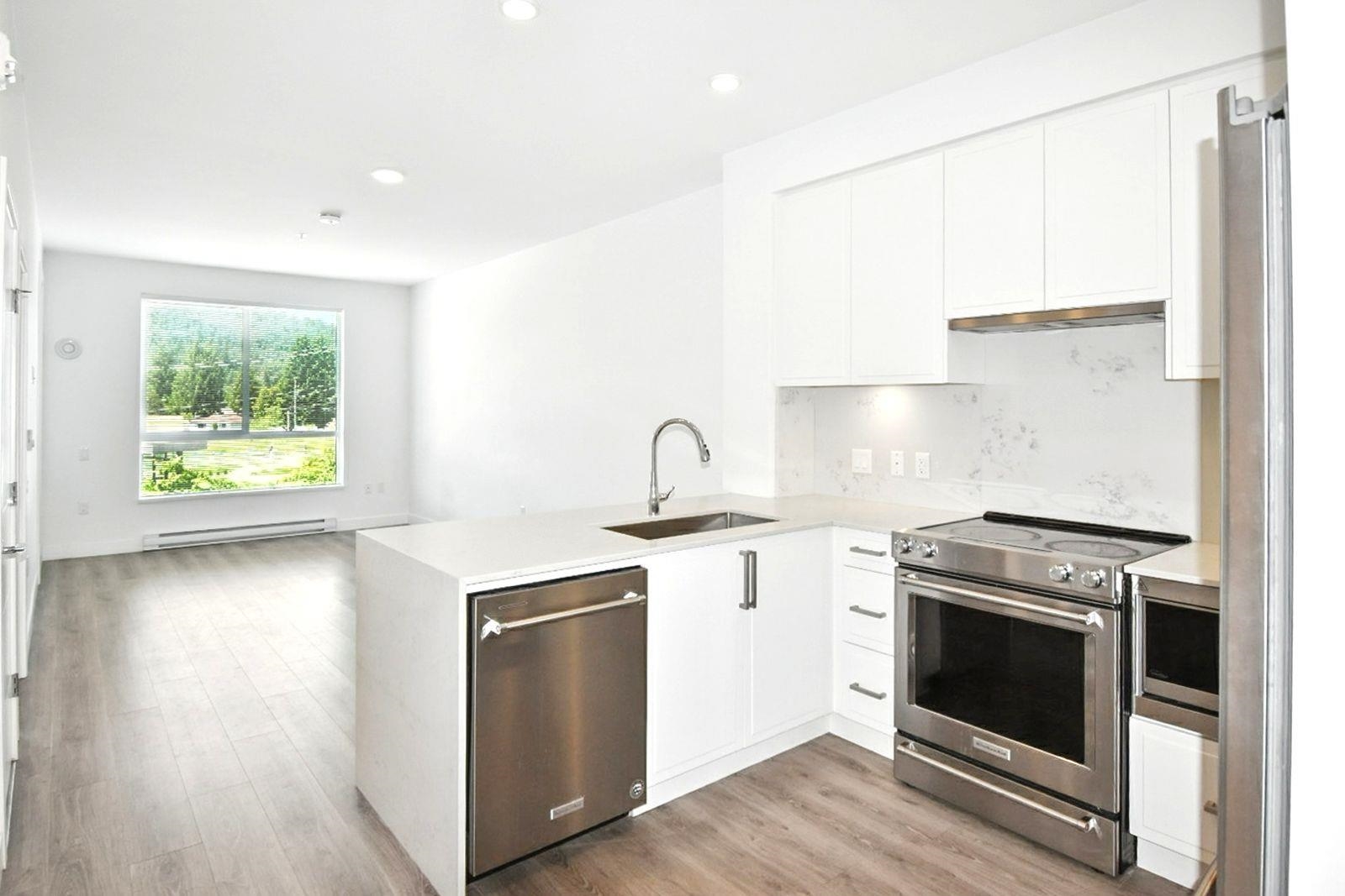 700 Clarke Road #208, Coquitlam, BC V3J 0K5