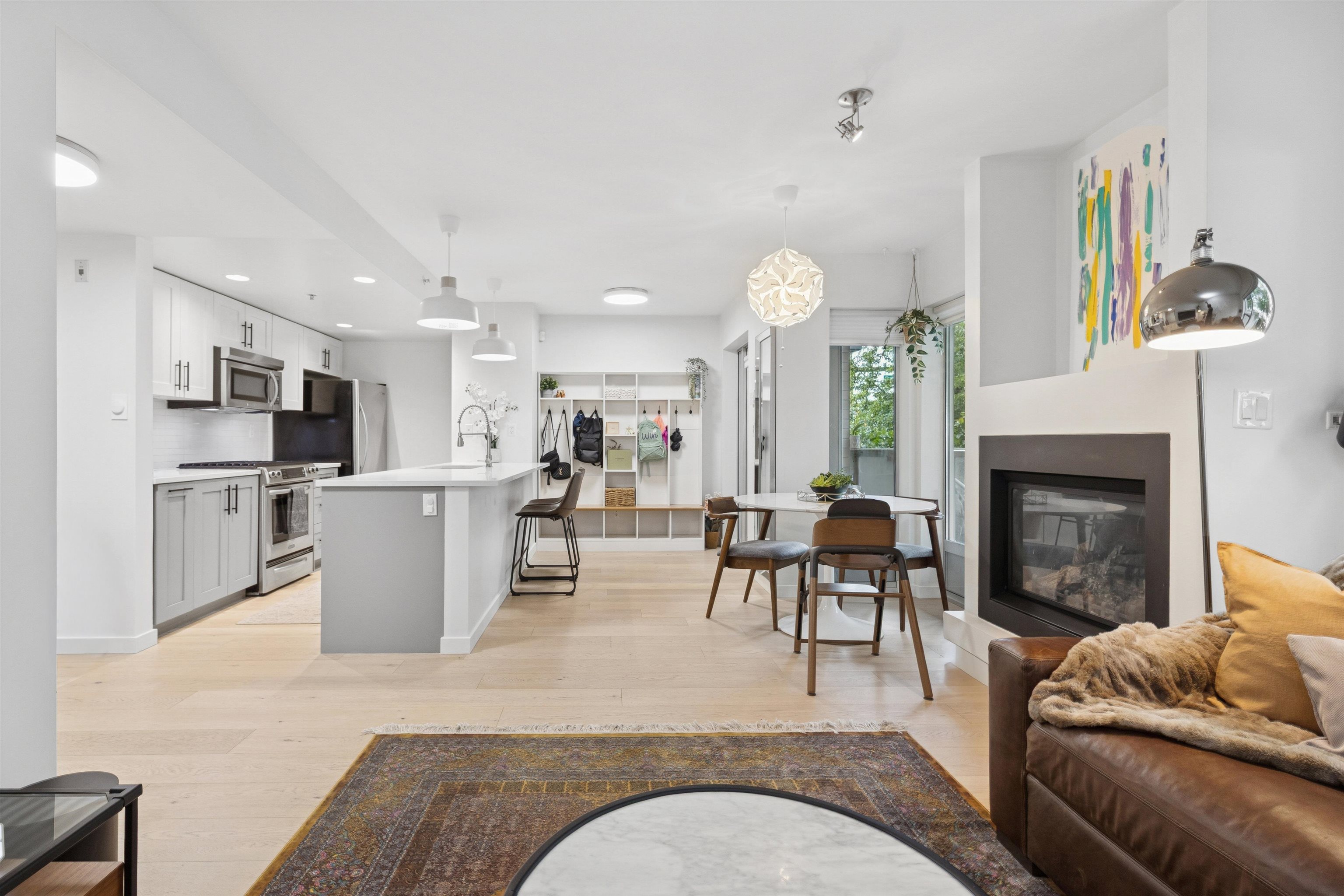 1288 Chesterfield Avenue #th4, North Vancouver, BC V7M 0B1