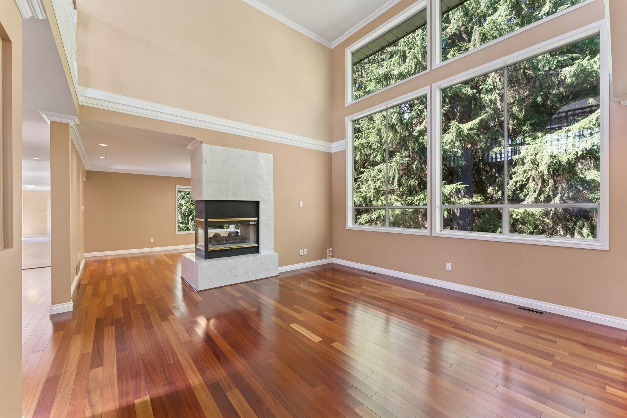 3908 Blantyre Place, North Vancouver, BC V7G 2G4