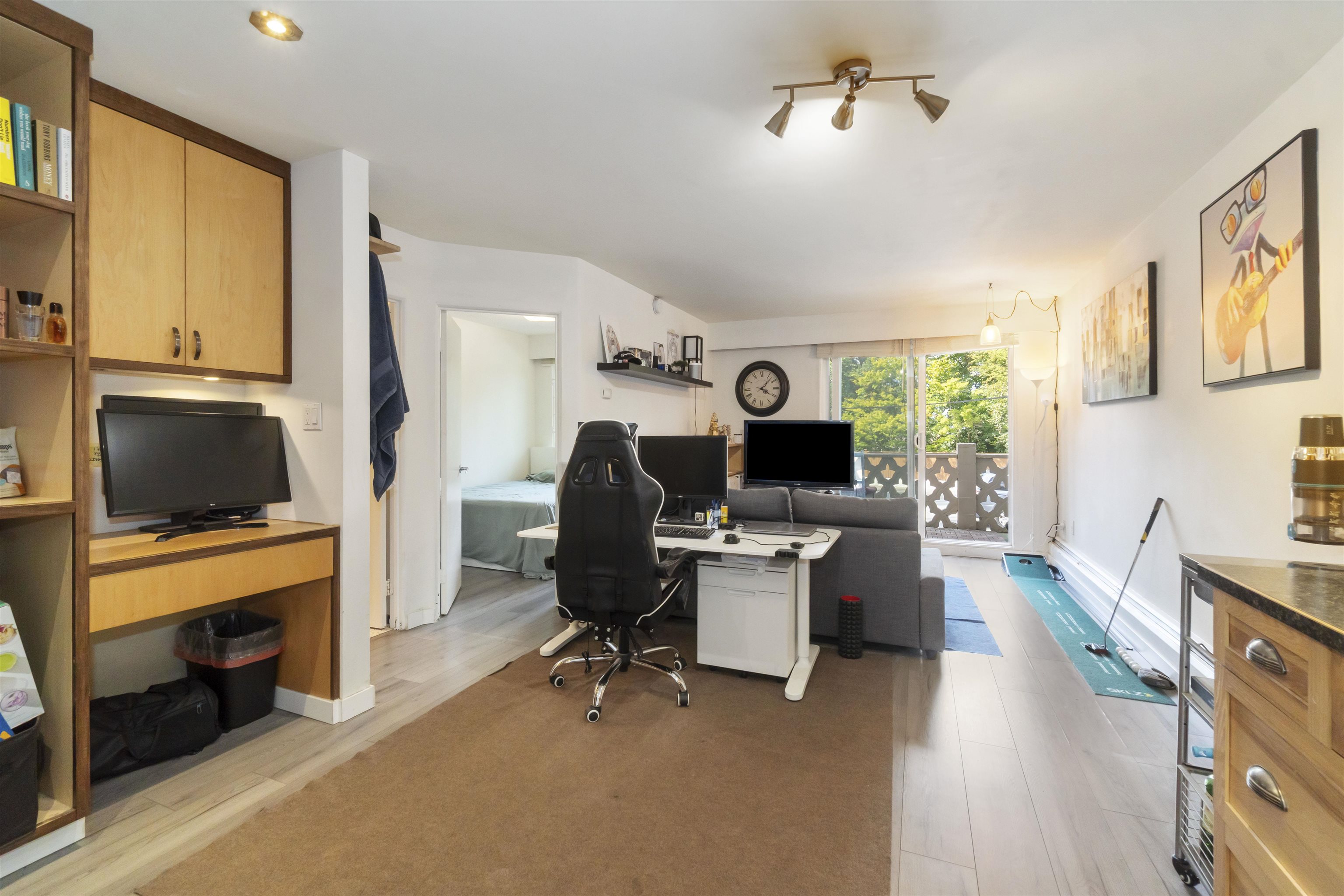 711 East 6th Avenue #102, Vancouver, BC V5T 1L7