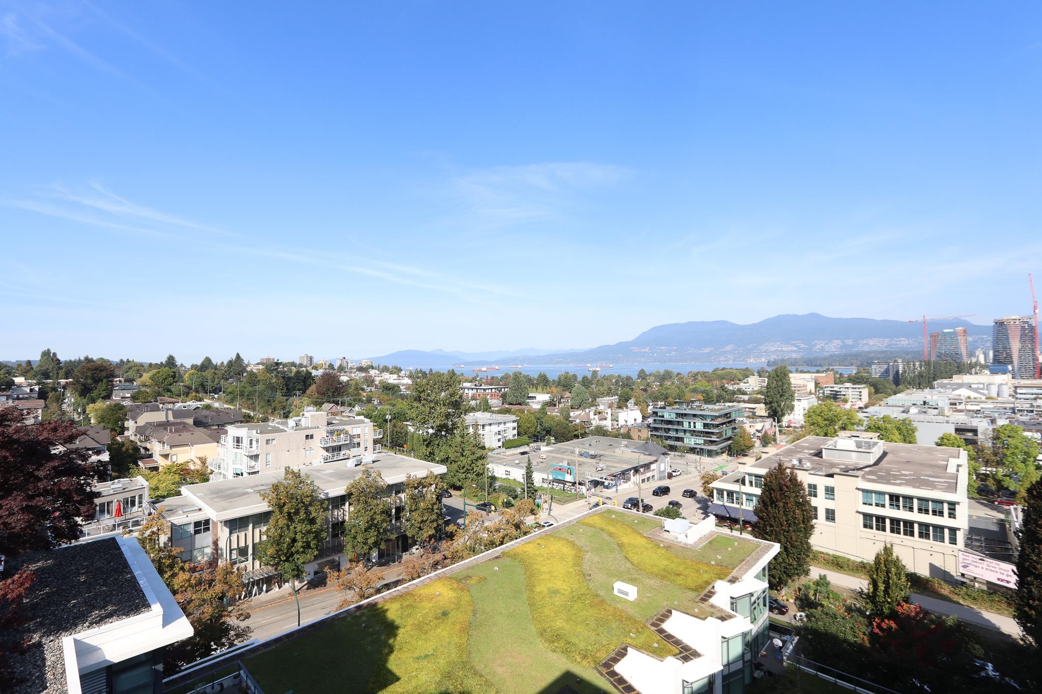 1777 West 7th Avenue #1107, Vancouver, BC V6J 0E5