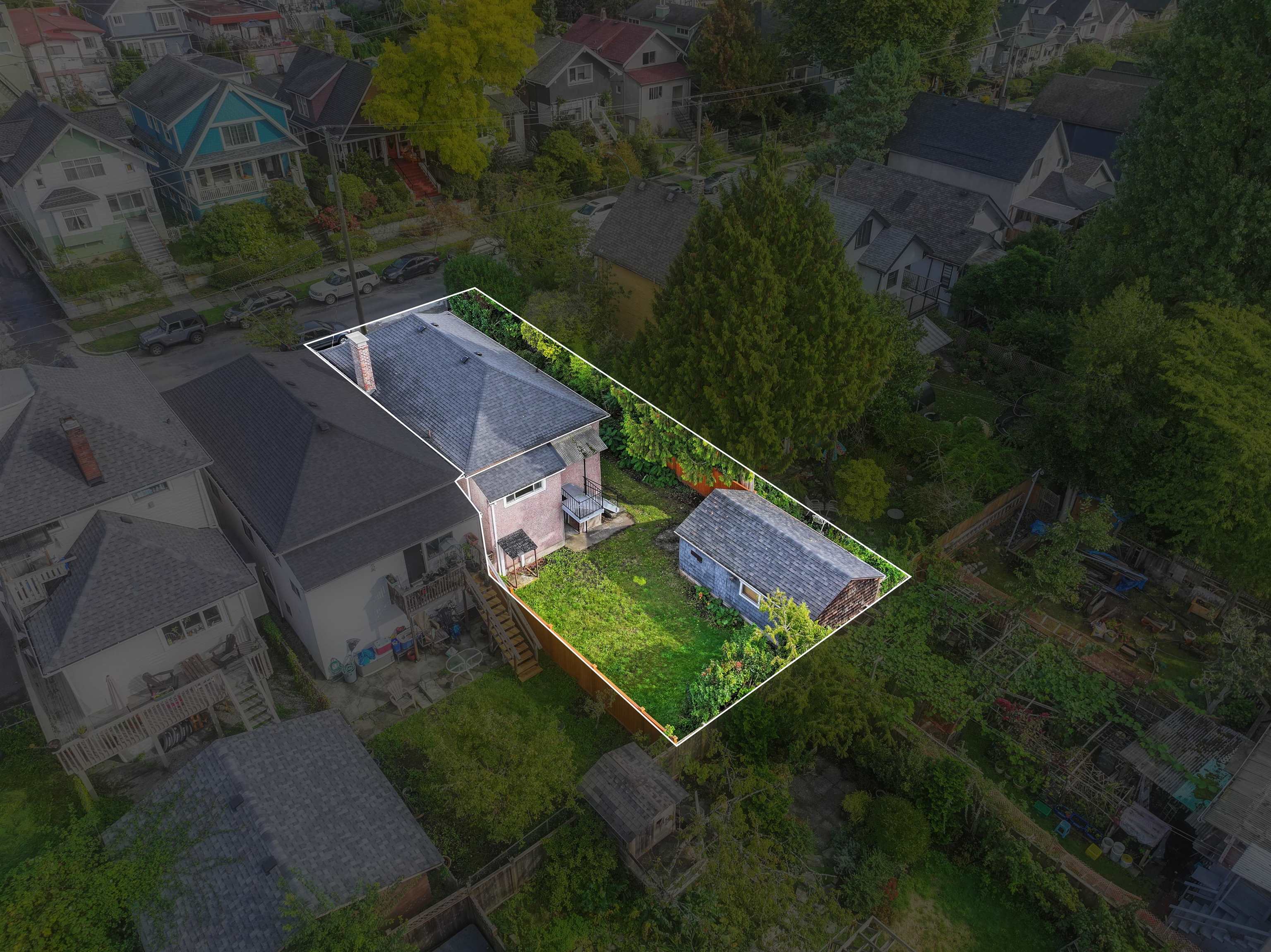 1732 East 3rd Avenue, Vancouver, BC V5N 1H2
