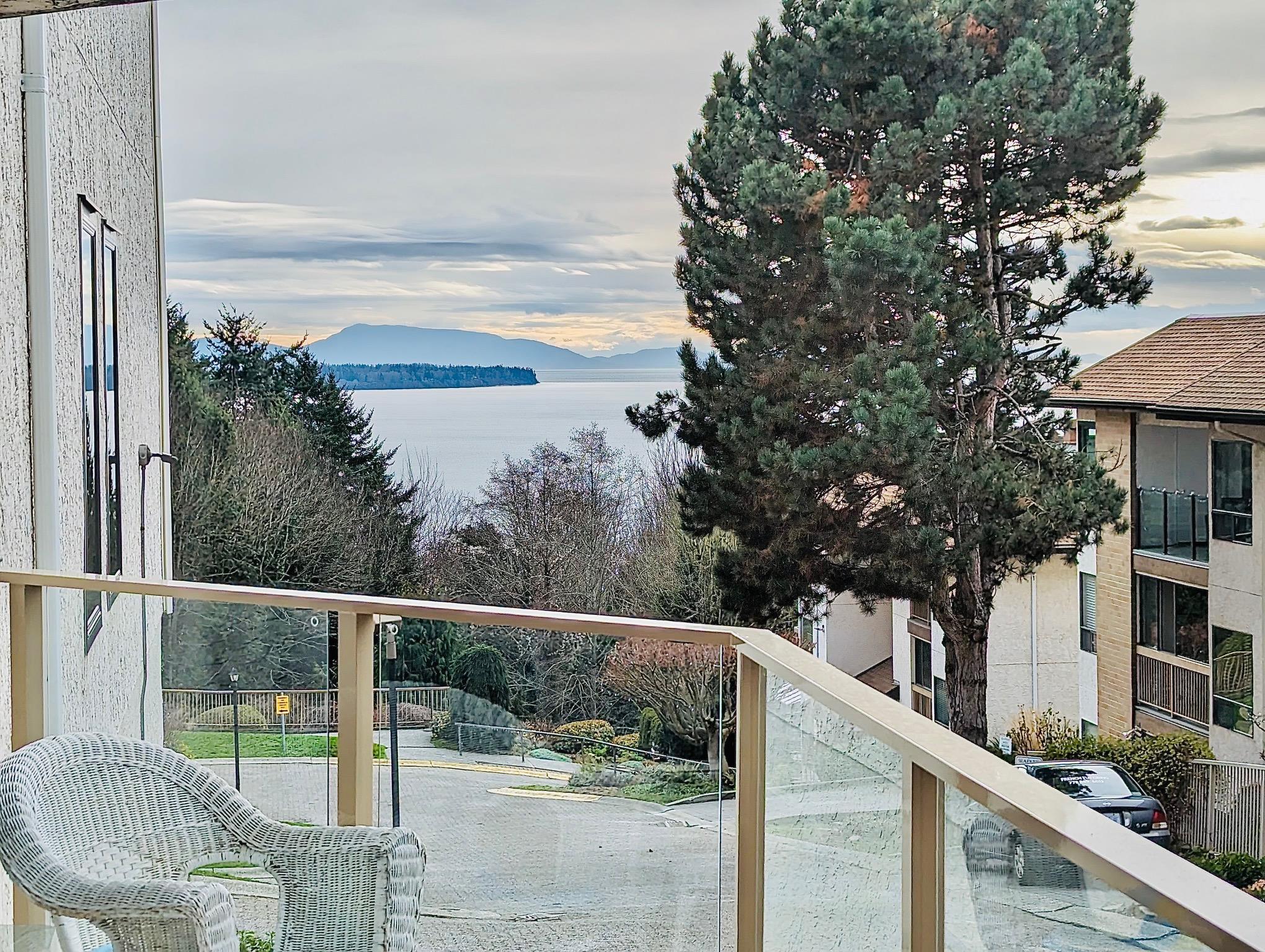 1350 Vidal Street #519, White Rock, BC V4B 5G6