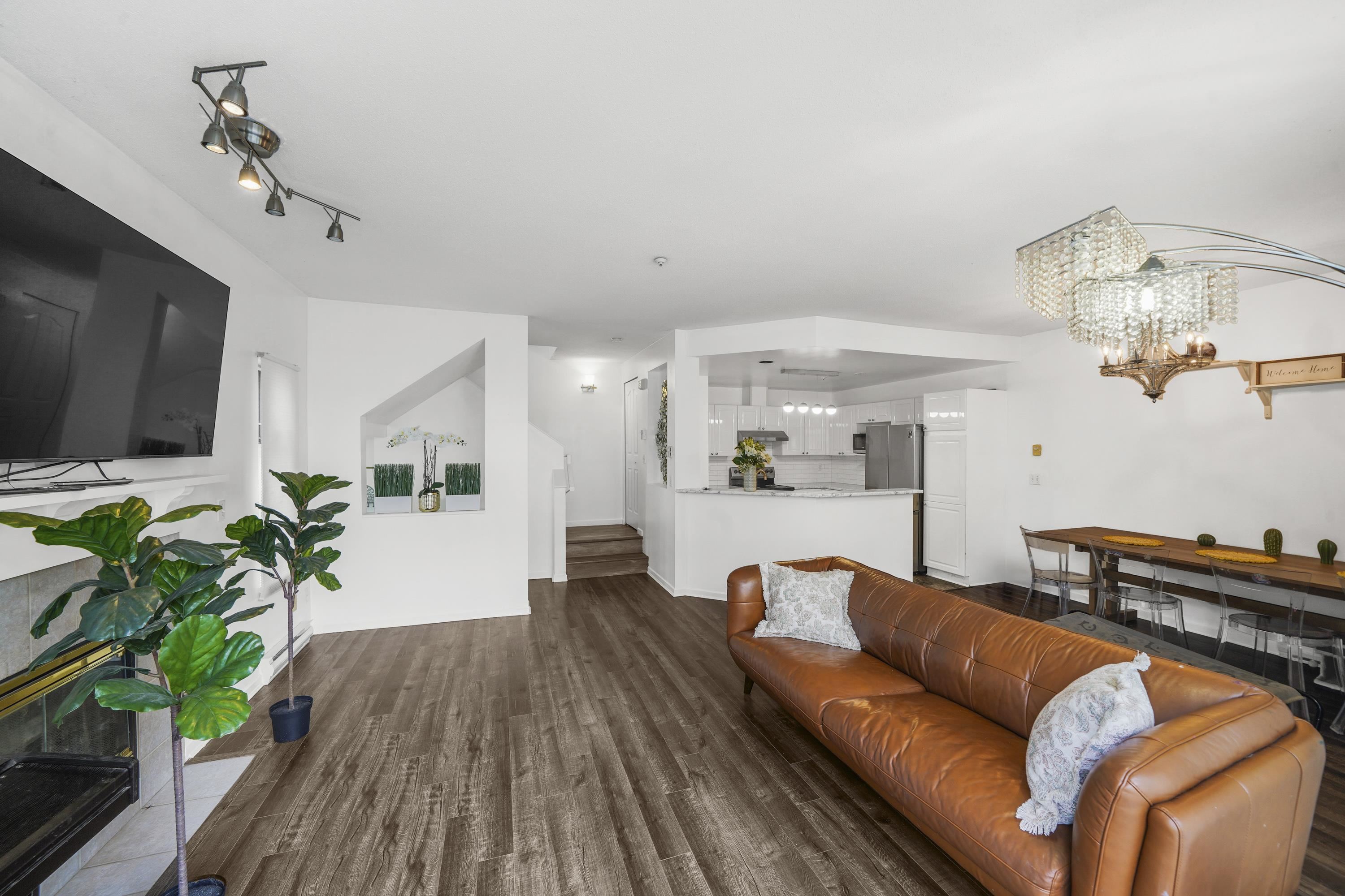 2422 Hawthorne Avenue #63, Port Coquitlam, BC V3C 6K7