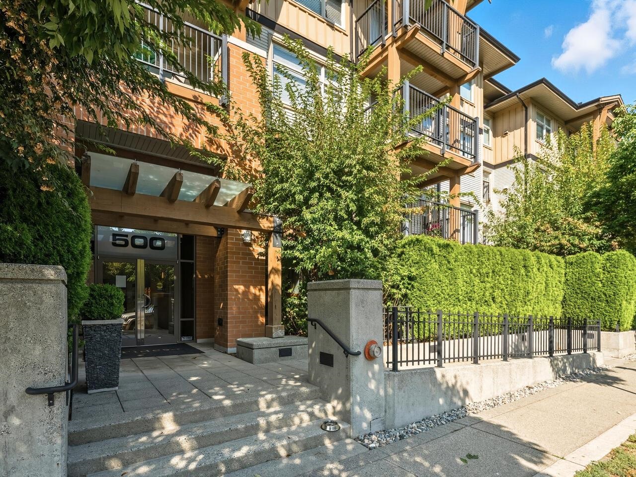 500 Klahanie Drive #210, Port Moody, BC V3H 5L1