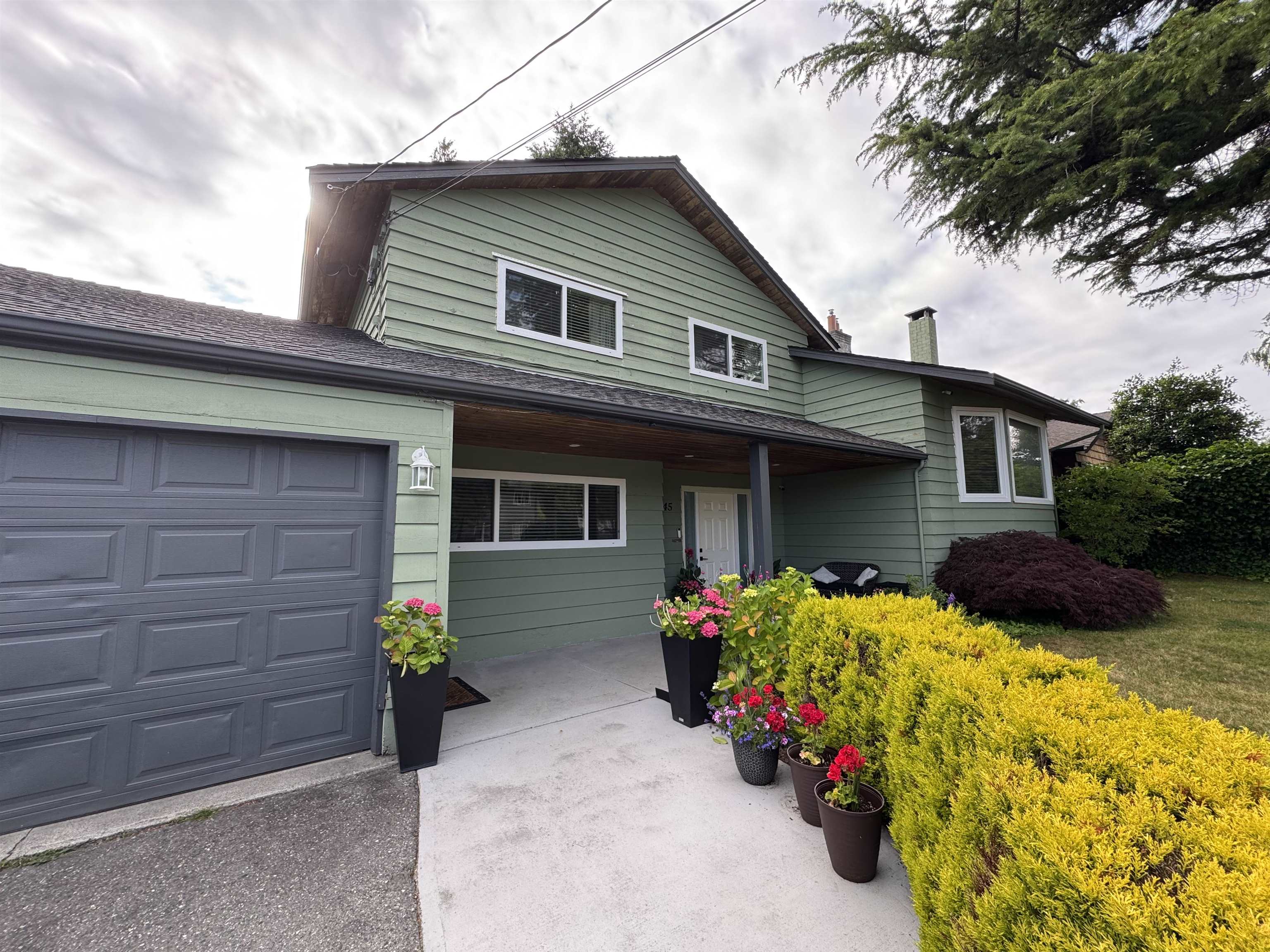 53a Street, Delta, BC V4M 3E8