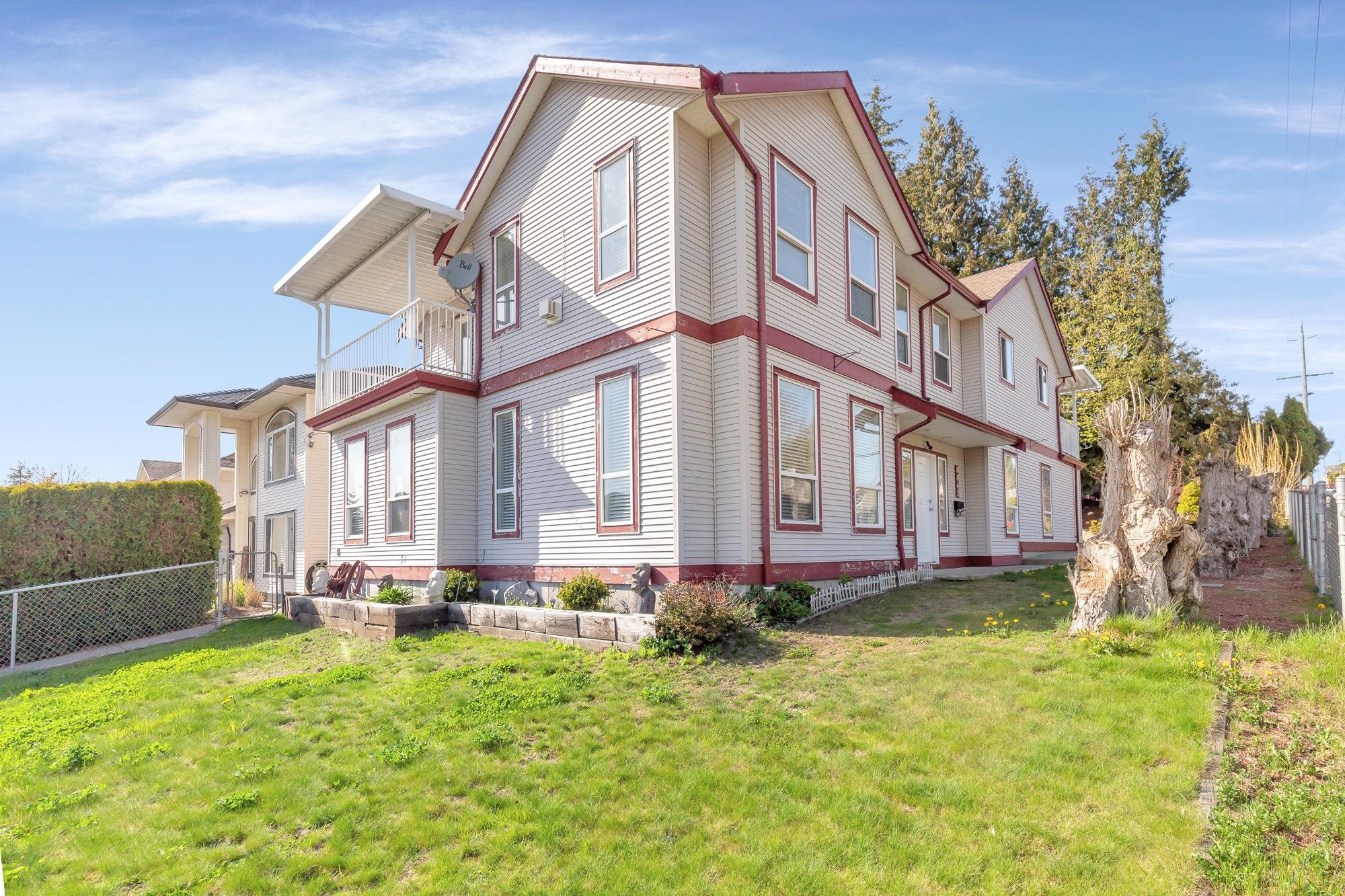 8067 Cedar Street, Mission, BC V2V 3N2
