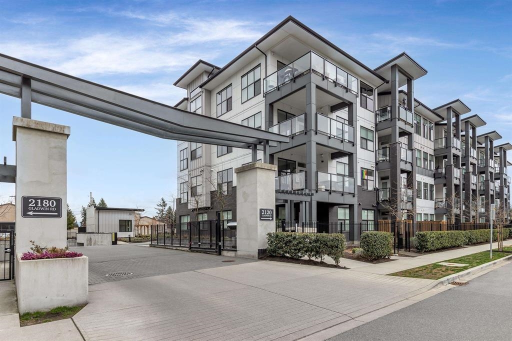 2120 Gladwin Rd #219, Abbotsford, BC V2S 0L7