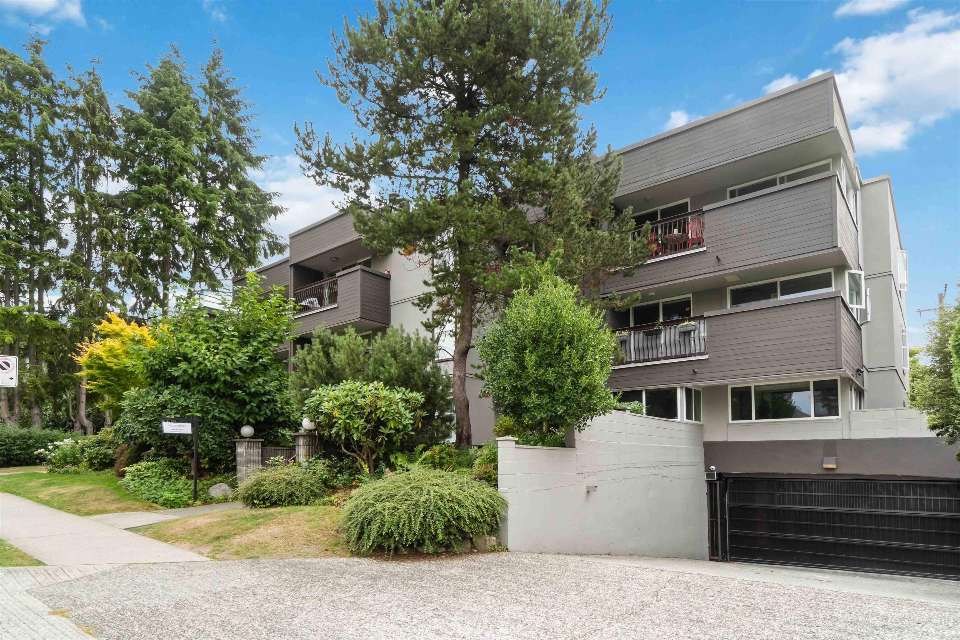 1352 West 10th Avenue #102, Vancouver, BC V6H 1J6