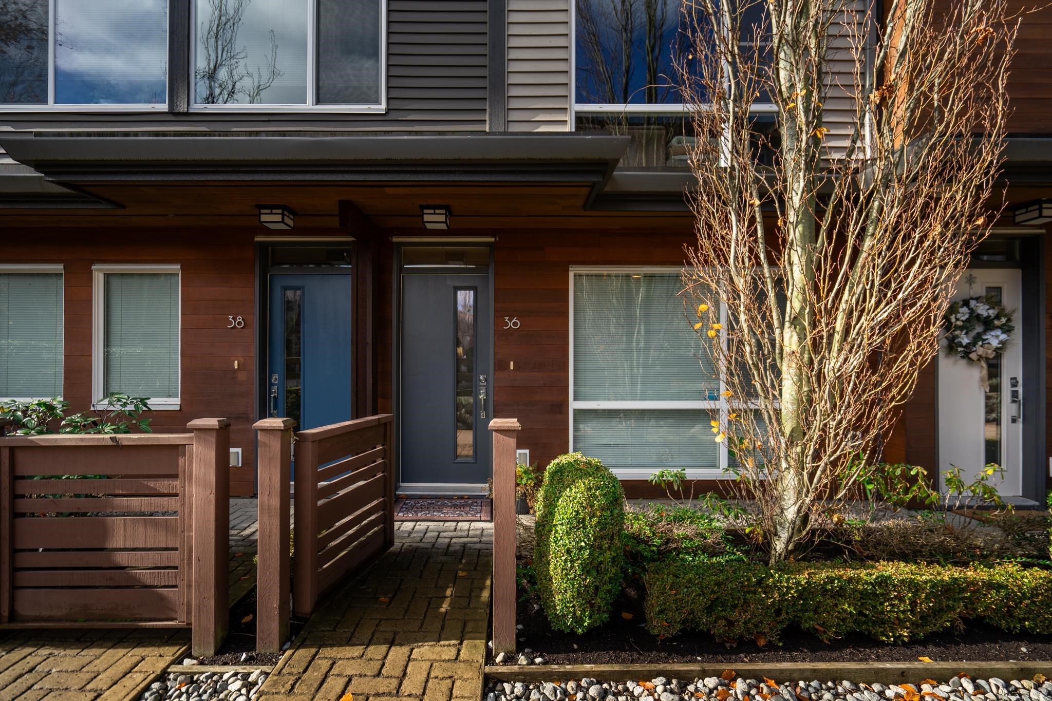 23a Avenue, Surrey, BC V3Z 6P4