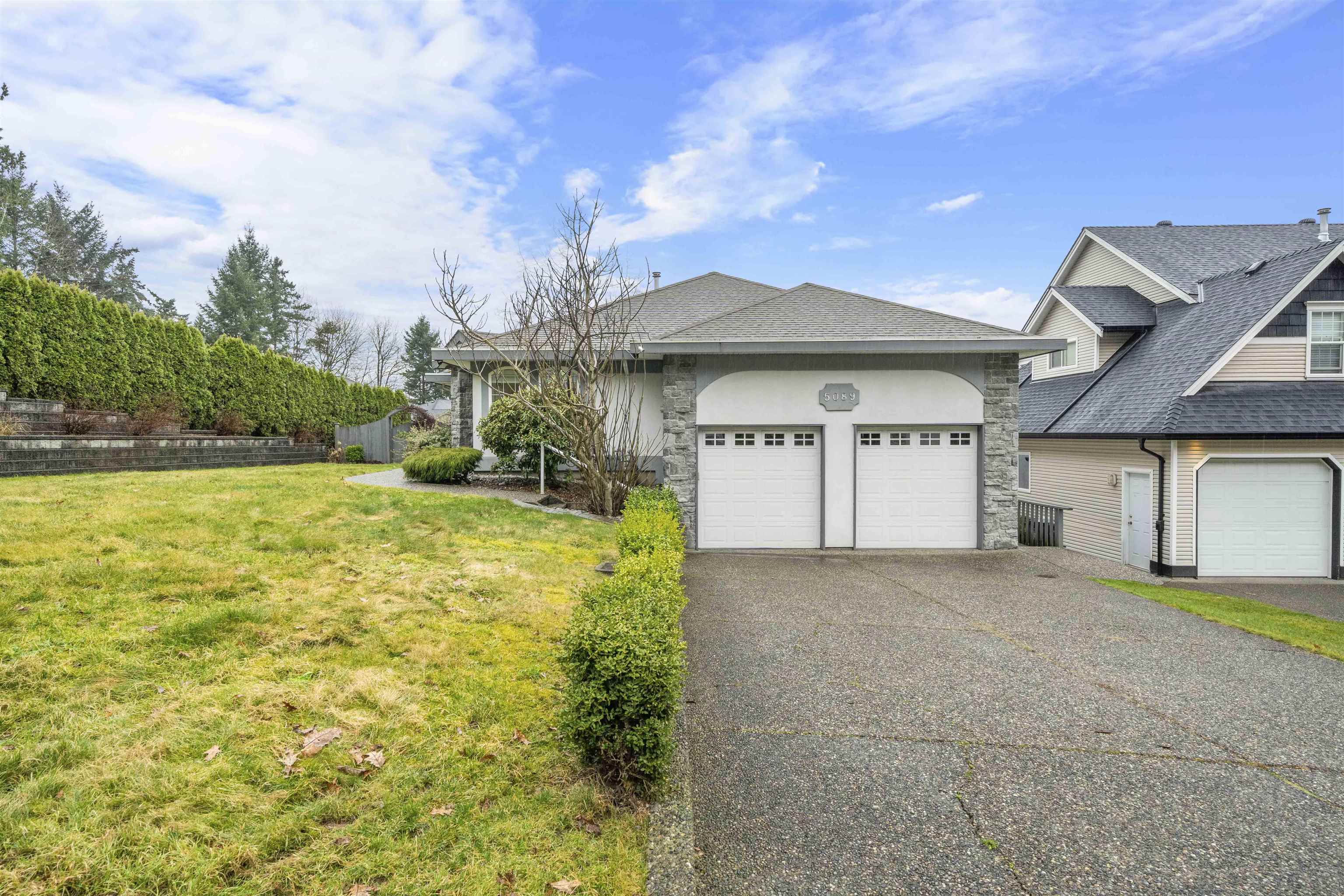 219a Street, Langley, BC V3A 8P8