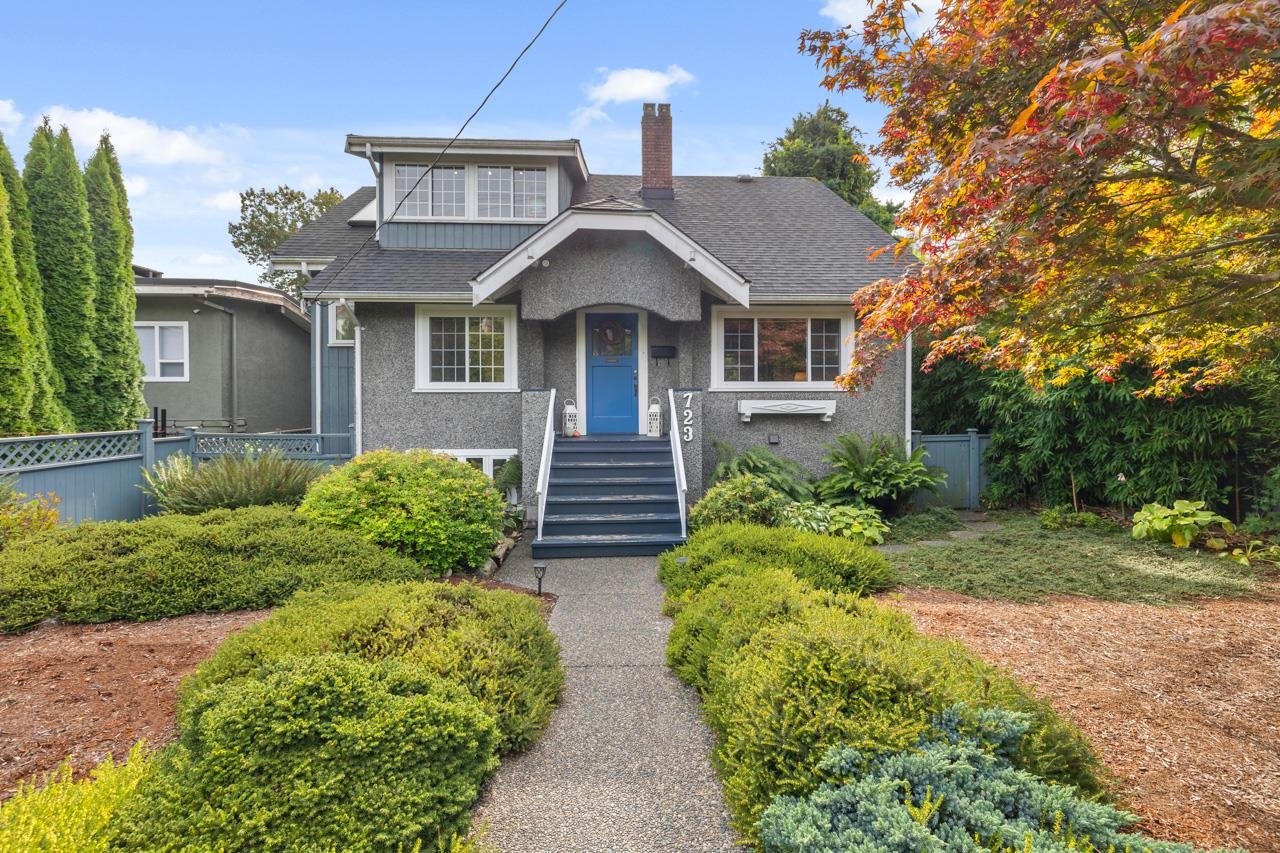 723 4th Street East, North Vancouver, BC V7L 1K1